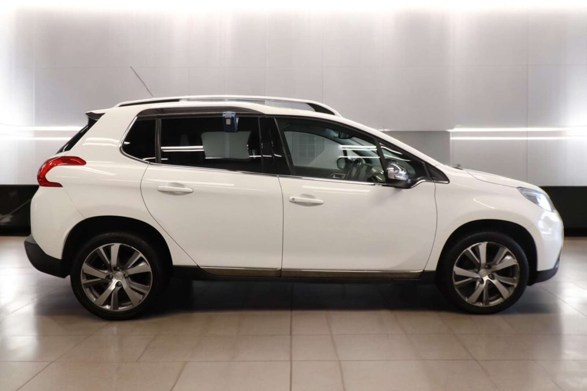 PEUGEOT 2008 1.6 2008 Feline Calima e-HDi 5dr #7