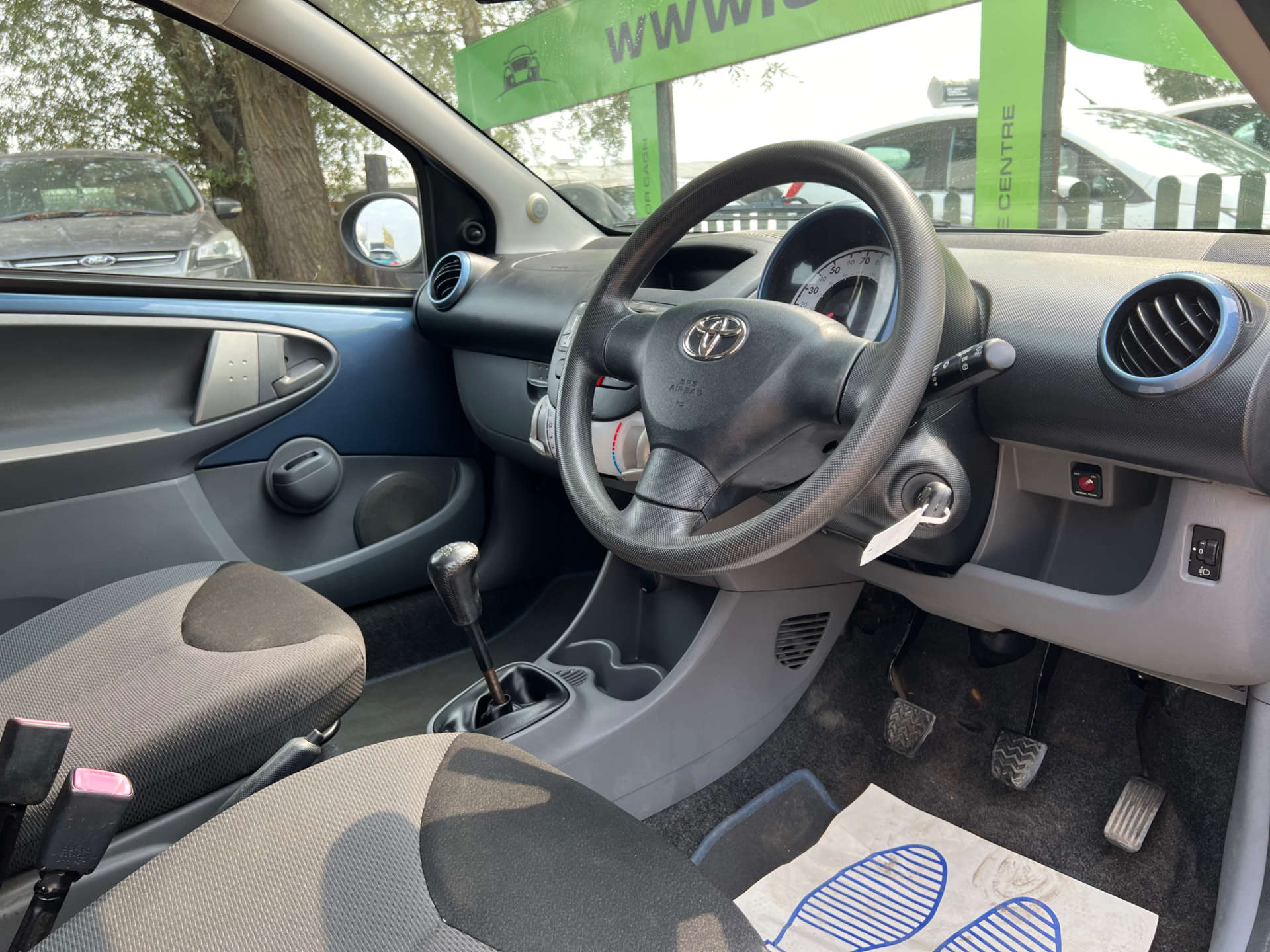 TOYOTA AYGO 1.0 Aygo Blue VVT-i 3dr #1