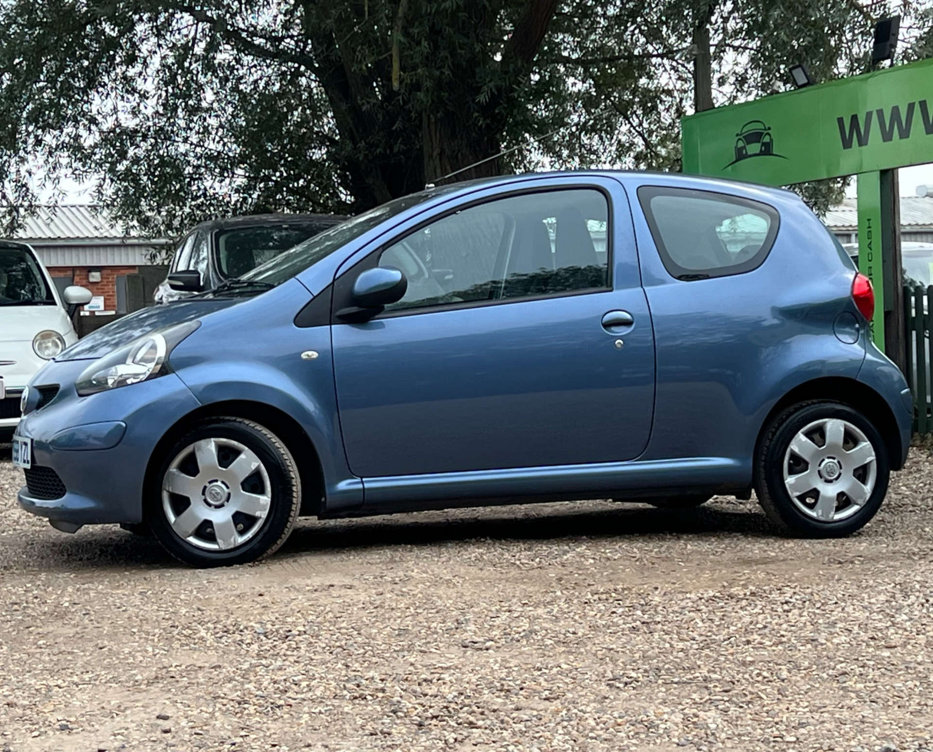 TOYOTA AYGO 1.0 Aygo Blue VVT-i 3dr #3