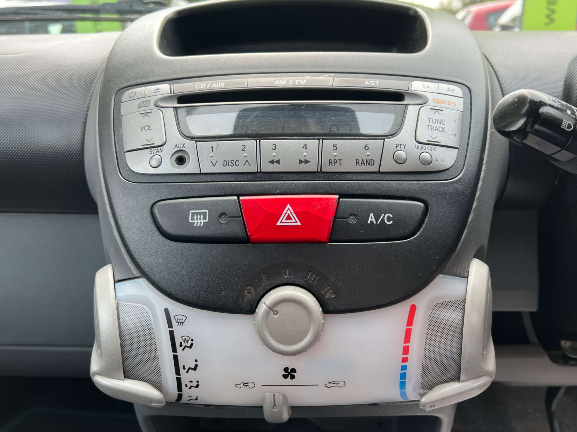 TOYOTA AYGO 1.0 Aygo Blue VVT-i 3dr #15