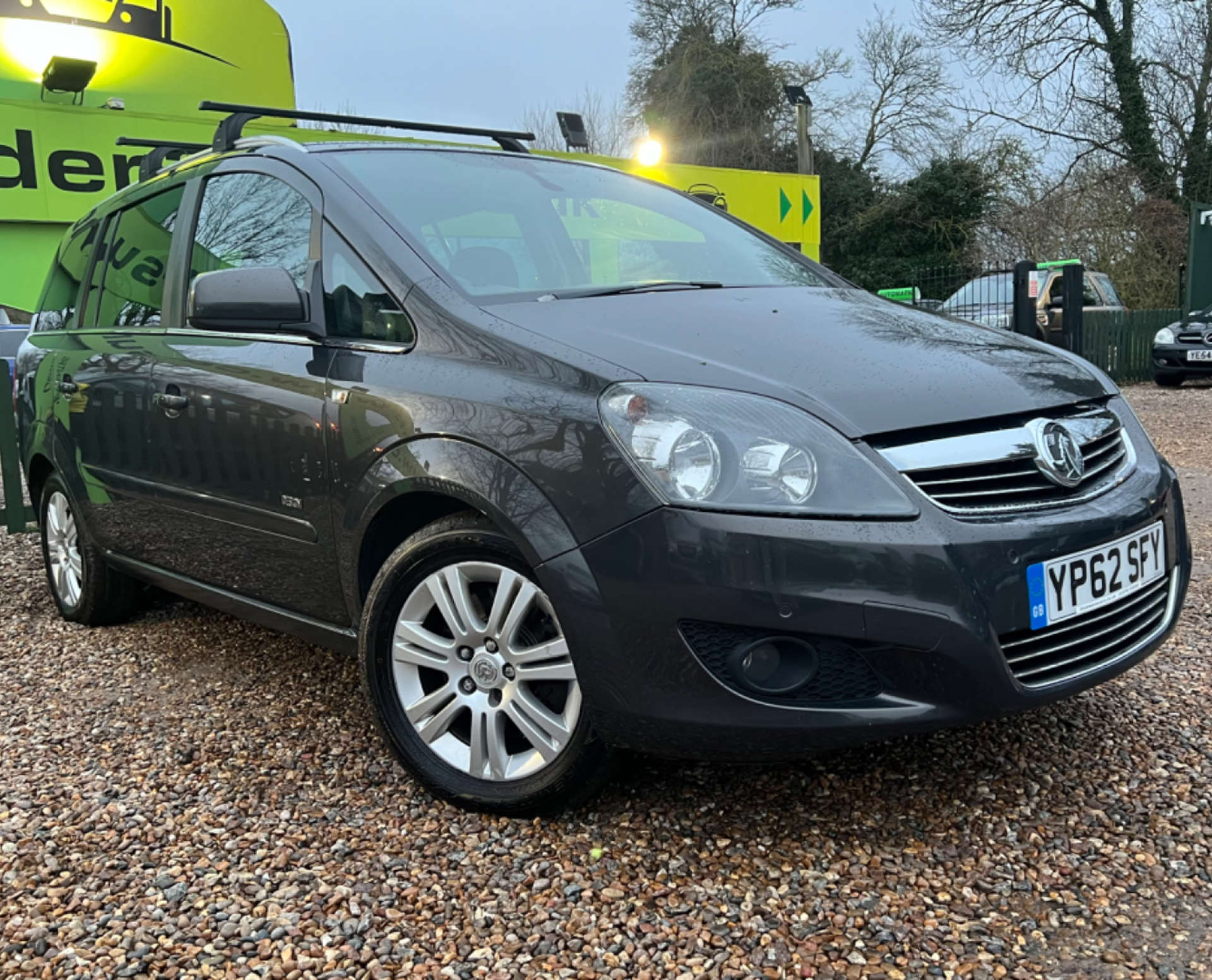 VAUXHALL ZAFIRA 1.7 Zafira Design Nav CDTi ecoFLEX 5dr #3