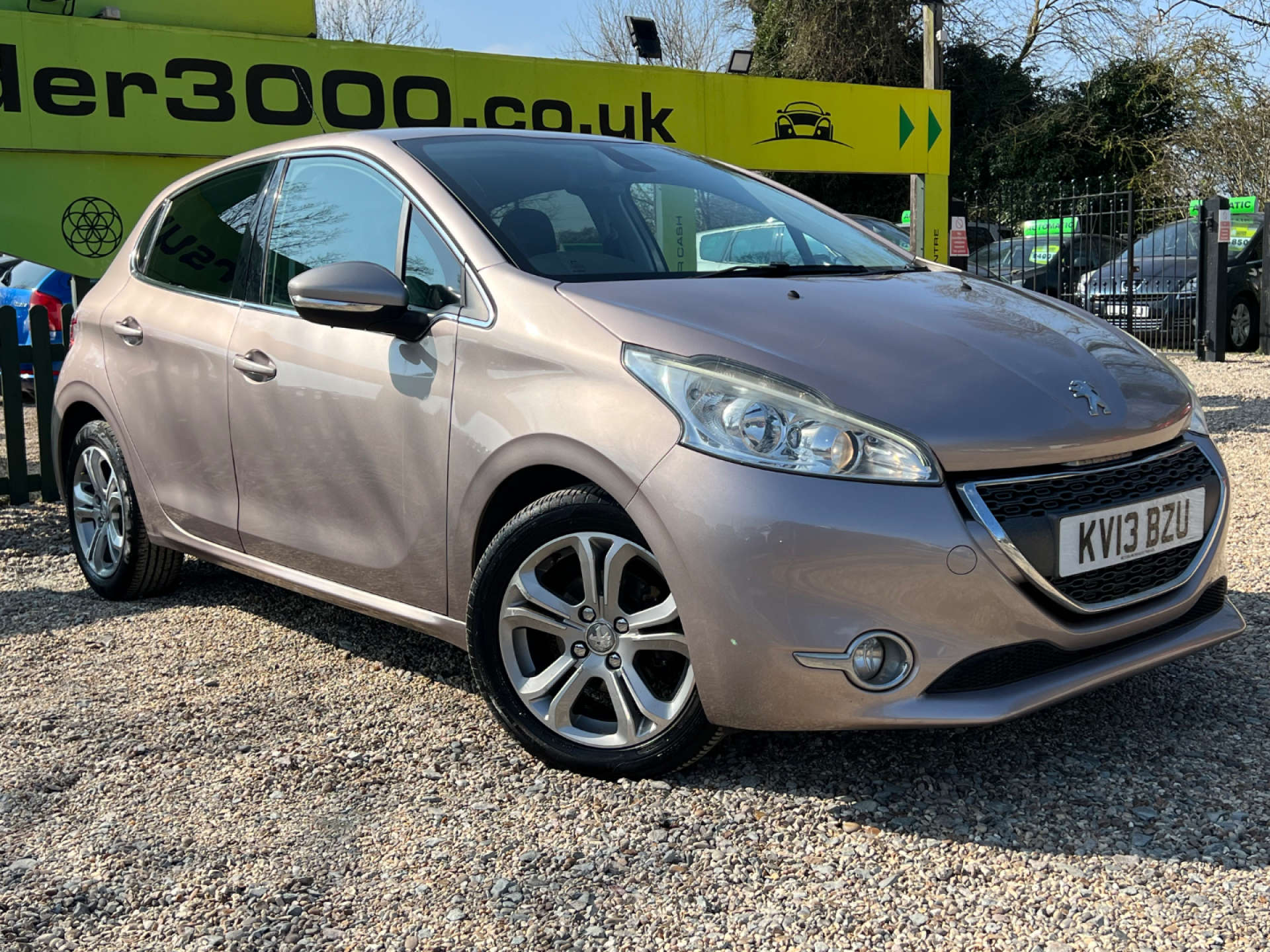 PEUGEOT 208 1.2 208 Allure 5dr #3
