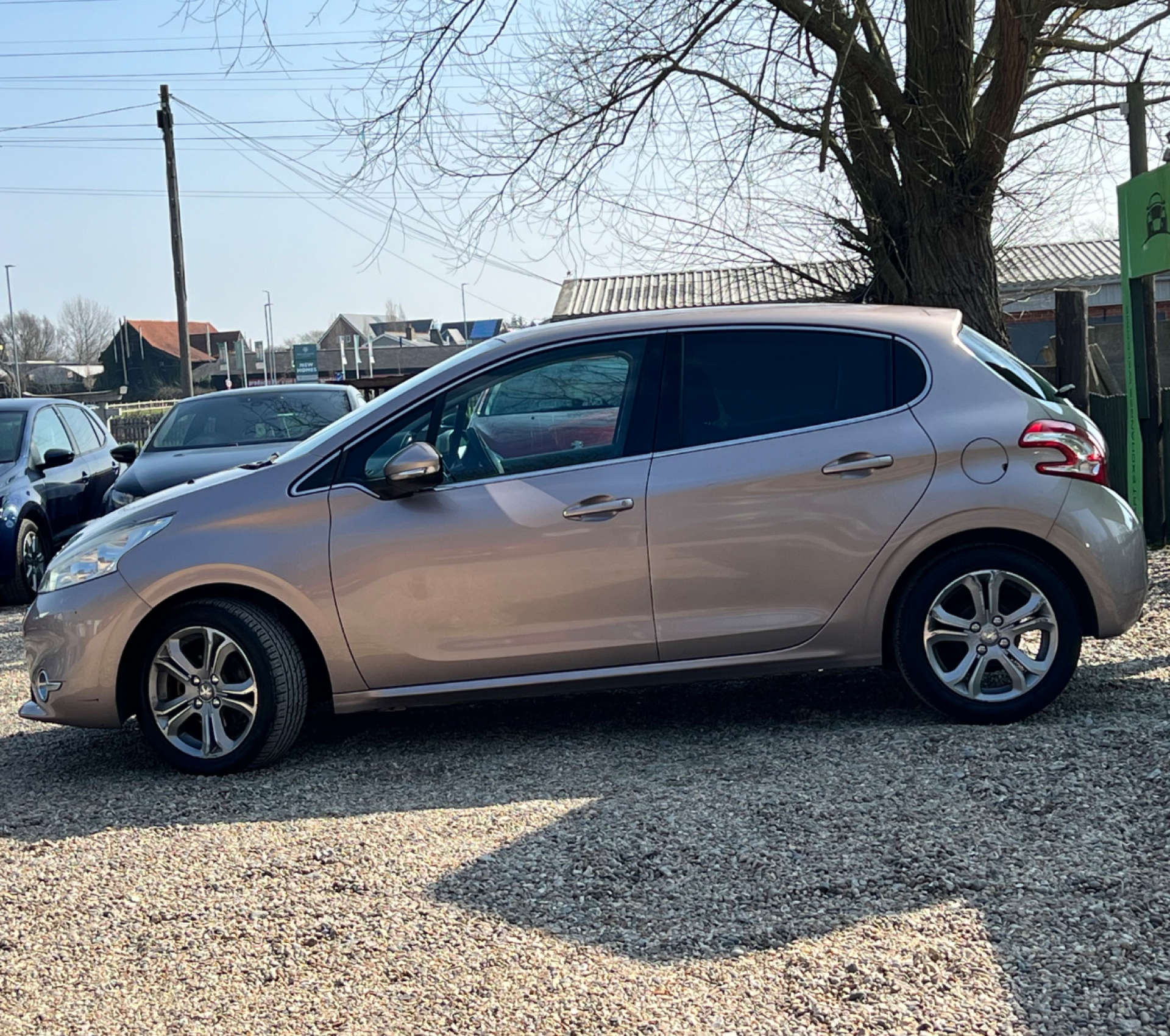 PEUGEOT 208 1.2 208 Allure 5dr #6