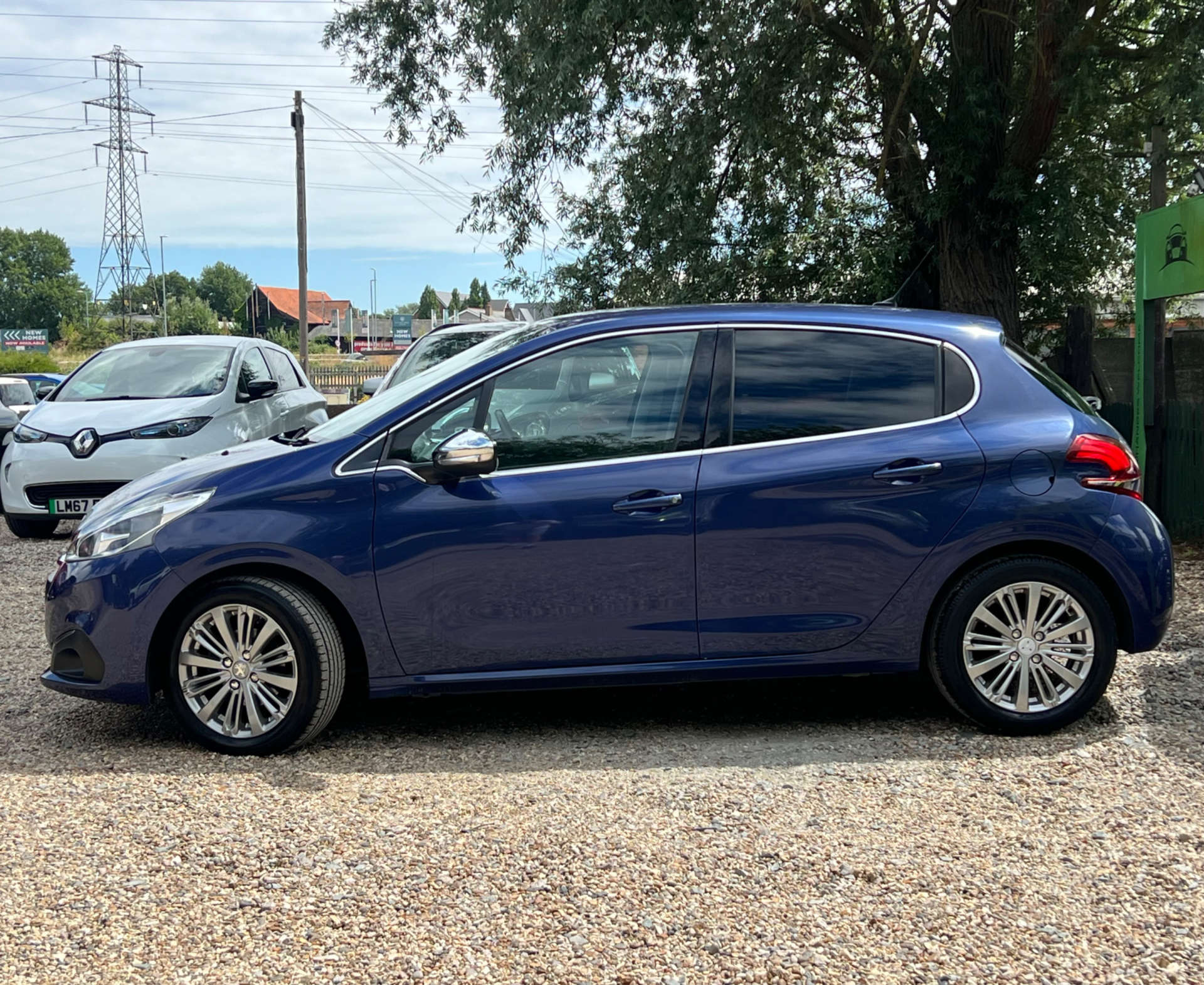 PEUGEOT 208 1.2 208 Allure 5dr #8