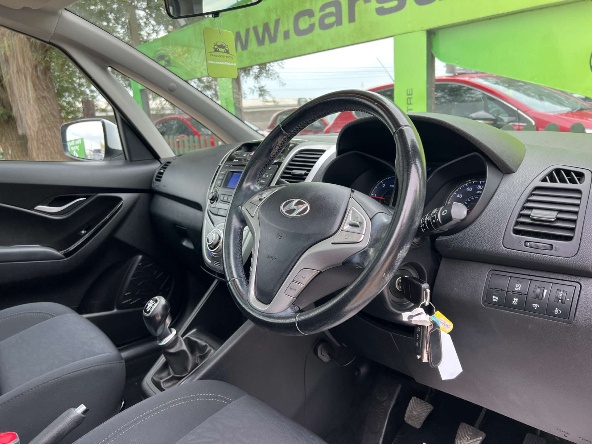 HYUNDAI IX20 1.6 ix20 Premium CRDi Blue Drive 5dr #1