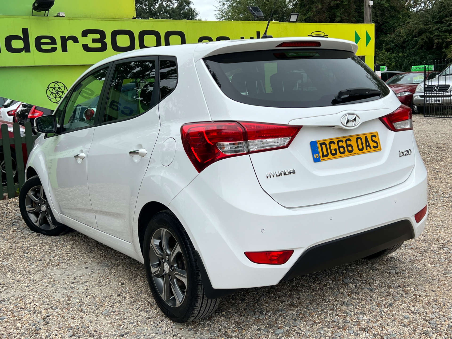 HYUNDAI IX20 1.6 ix20 Premium CRDi Blue Drive 5dr #7
