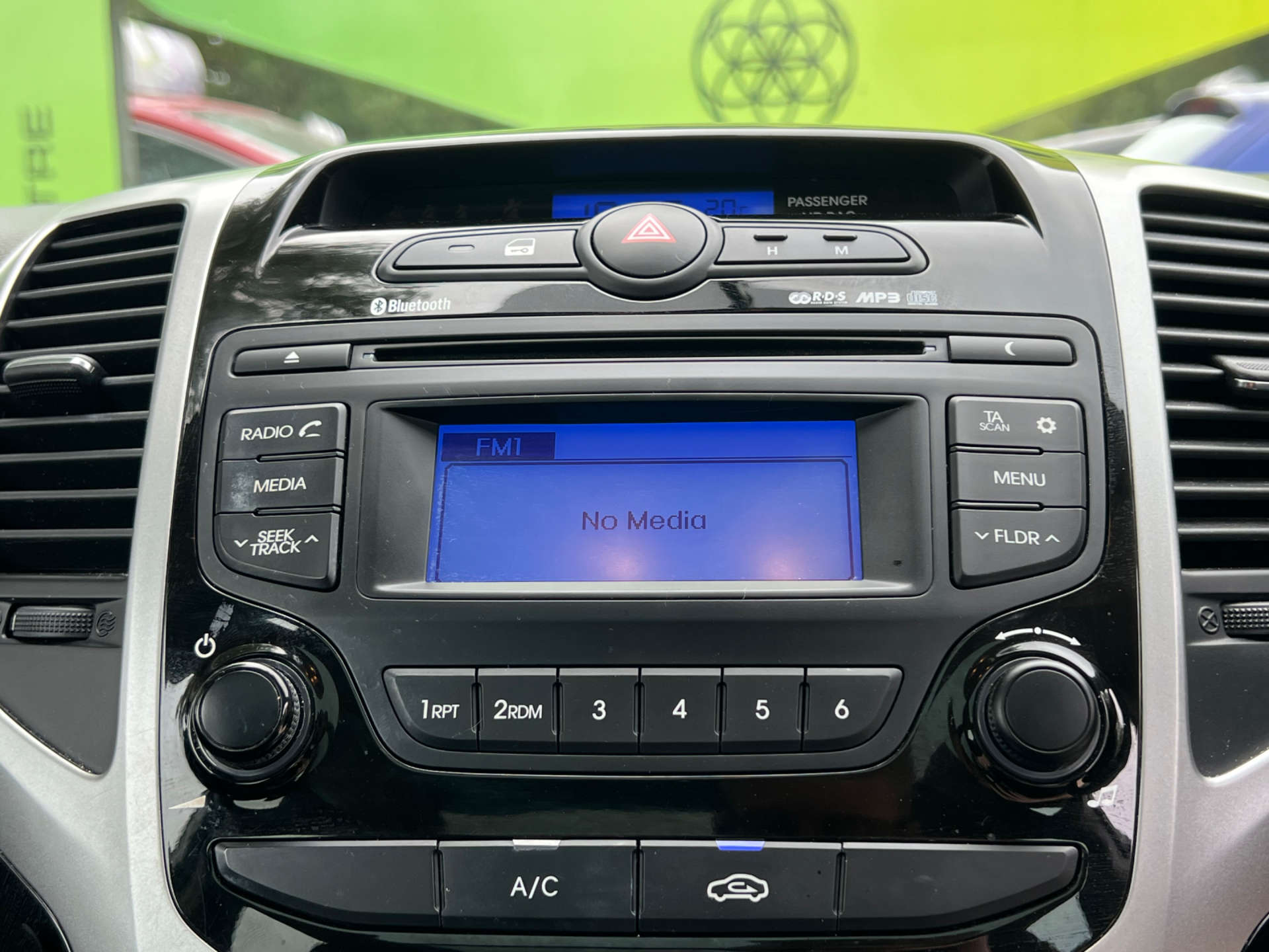 HYUNDAI IX20 1.6 ix20 Premium CRDi Blue Drive 5dr #14