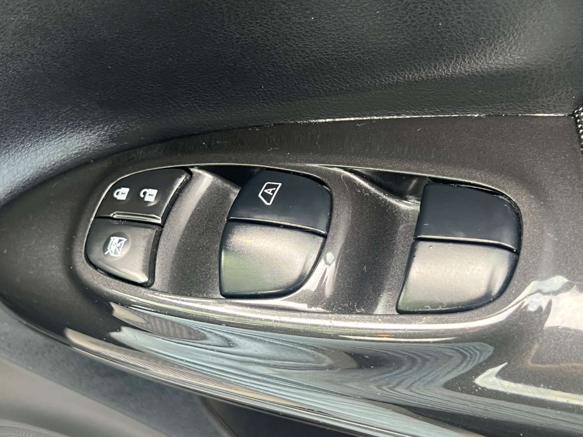 NISSAN JUKE 1.6 Juke N-Tec 5dr #29