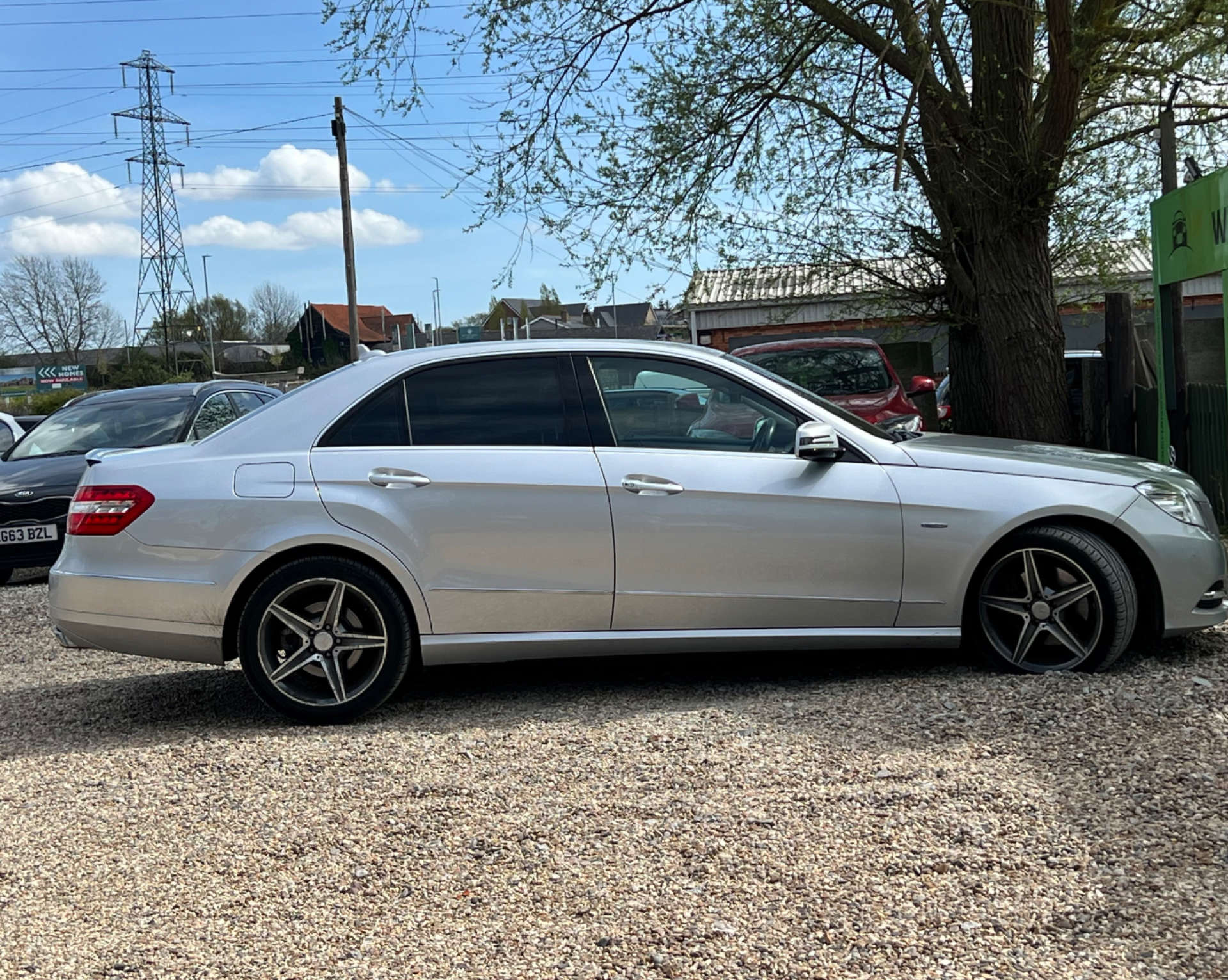 MERCEDES-BENZ E-CLASS 3.0 E350 BlueEfficiency AvantGarde CDi Auto 4dr #8
