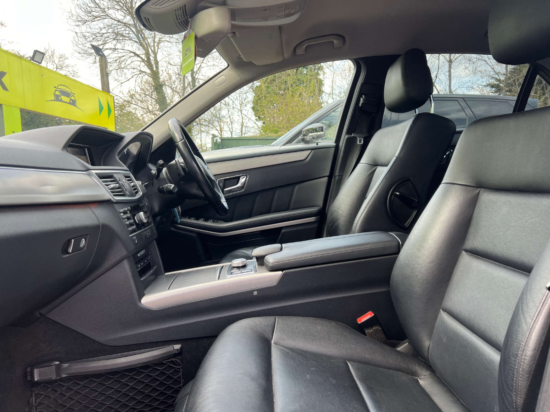 MERCEDES-BENZ E-CLASS 3.0 E350 BlueEfficiency AvantGarde CDi Auto 4dr #14