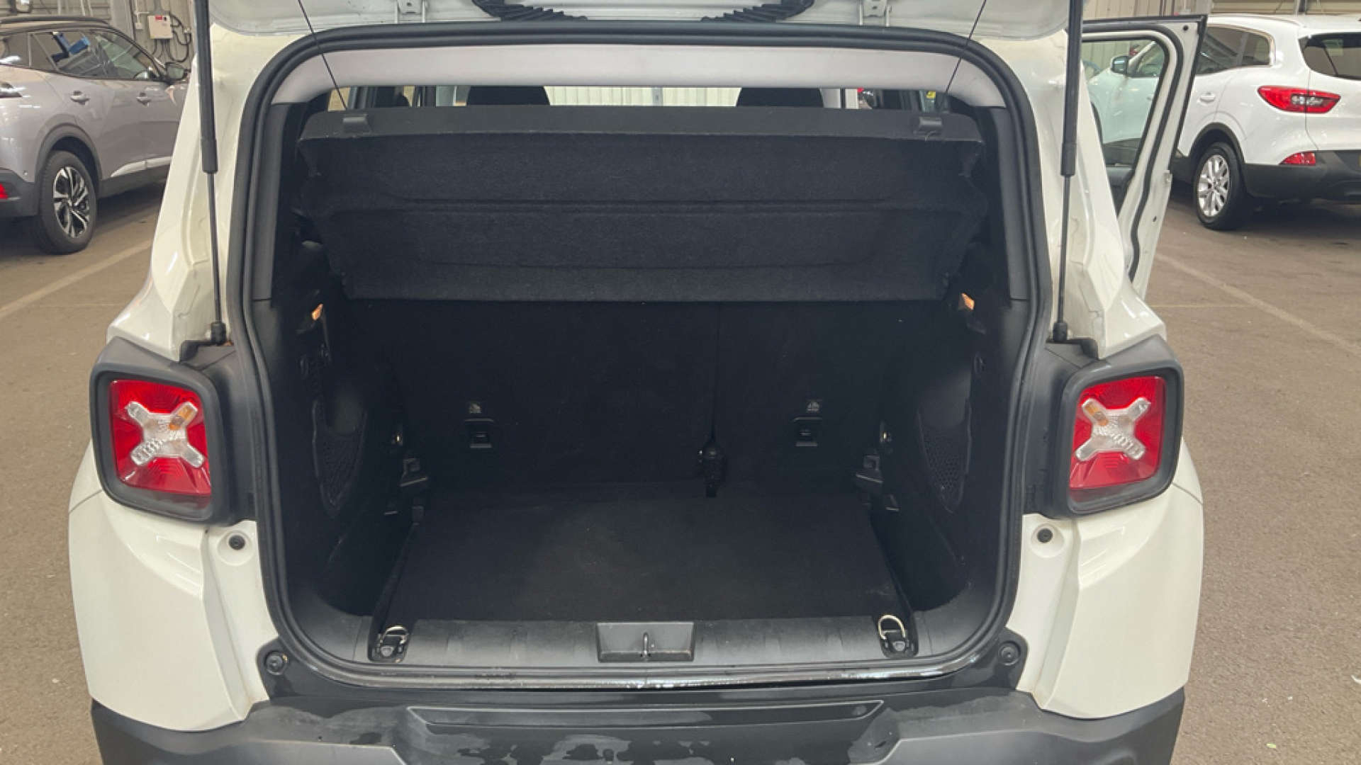 JEEP RENEGADE 1.4 Renegade Longitude 5dr #8