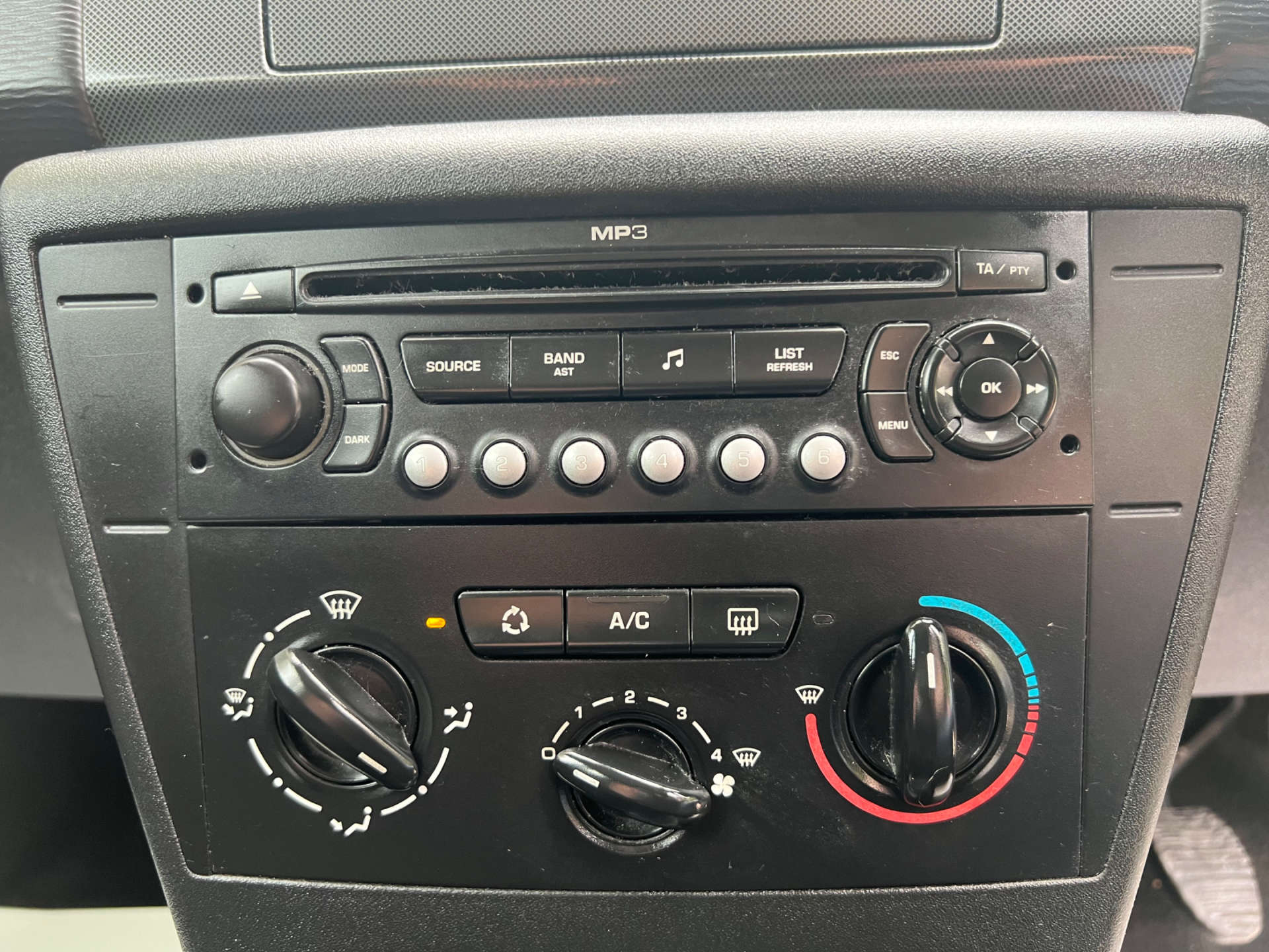 CITROEN C4 1.6 C4 VTR+ HDi 5dr #16