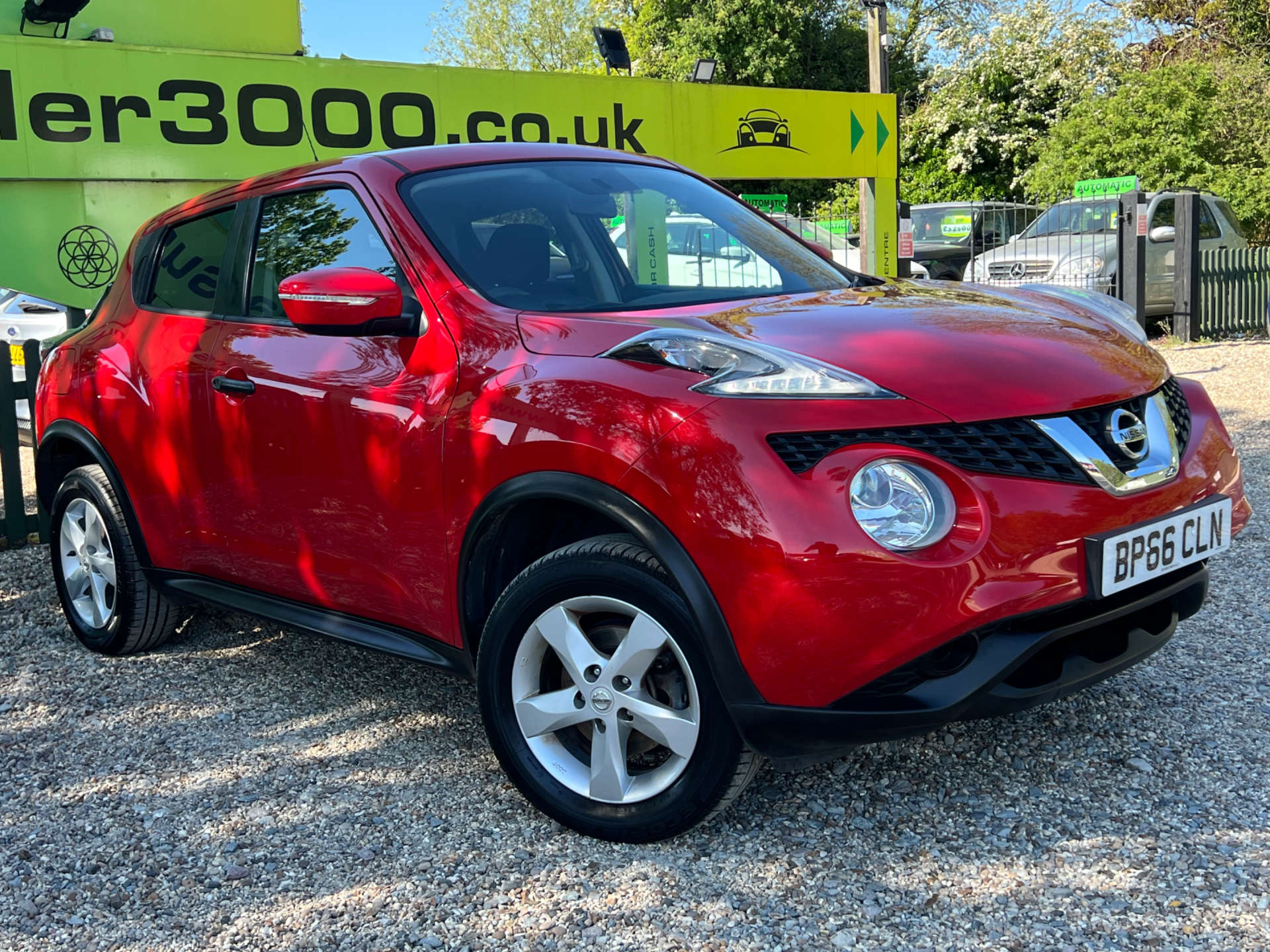 NISSAN JUKE 1.6 Juke Visia 5dr #3