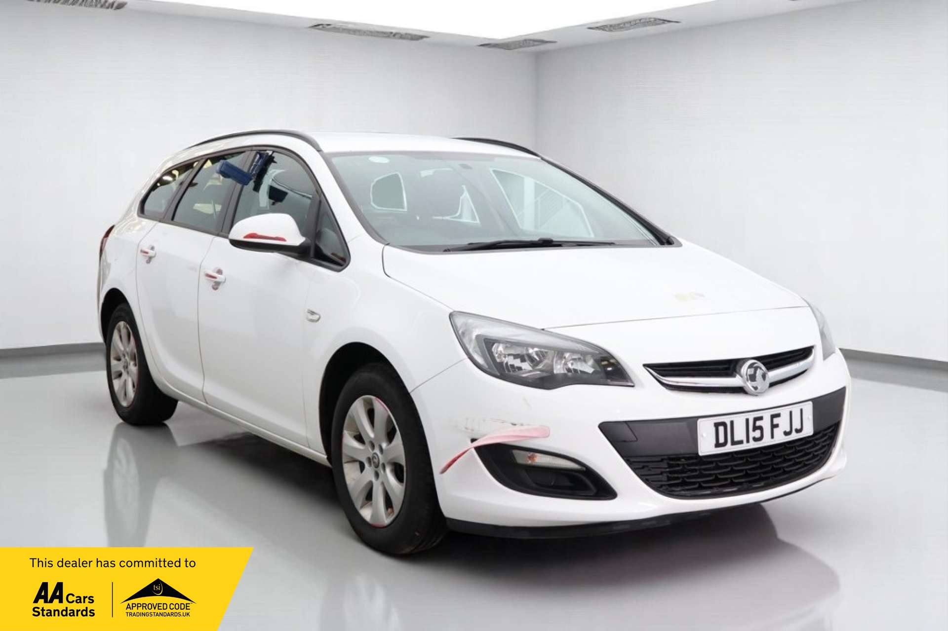 VAUXHALL ASTRA 1.6 Astra Design 5dr