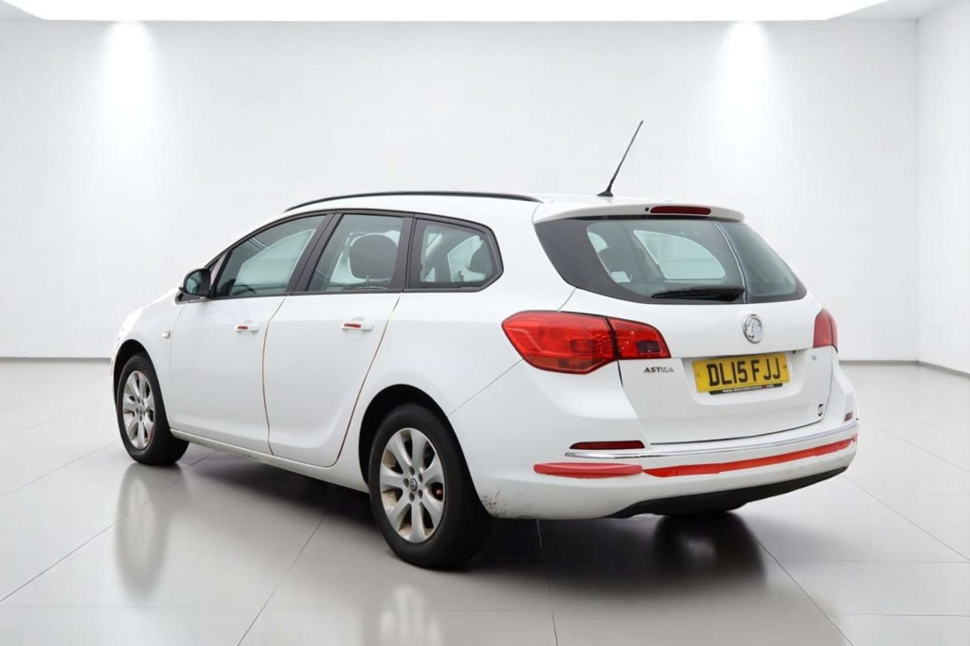VAUXHALL ASTRA 1.6 Astra Design 5dr #5