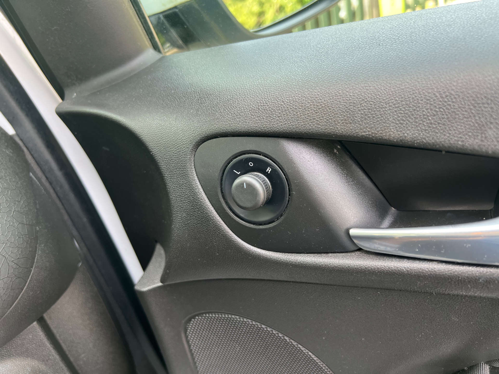 VAUXHALL ADAM 1.2 Adam Glam 3dr #49