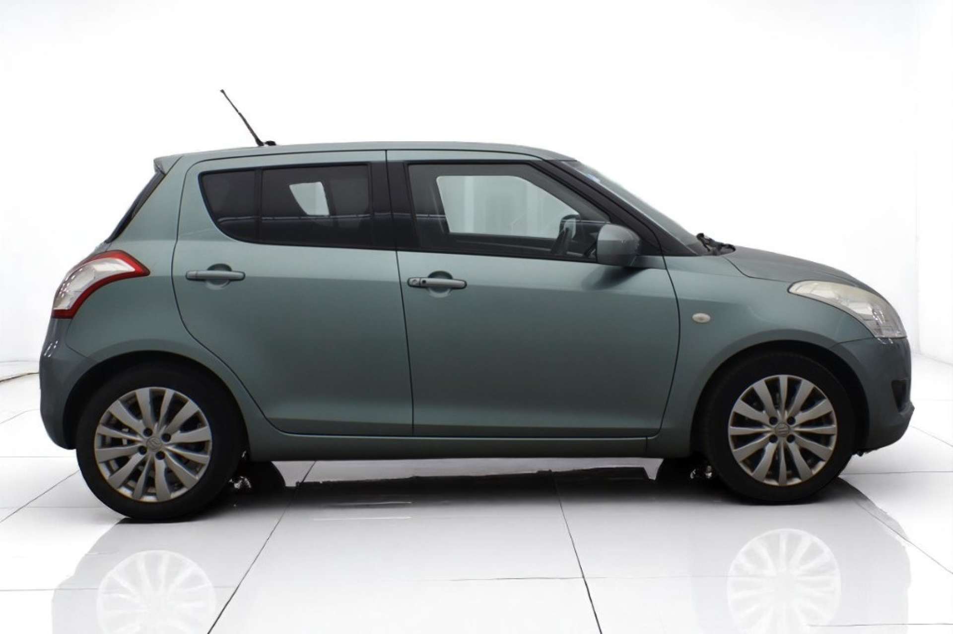 SUZUKI SWIFT 1.2 Swift SZ4 5dr #9