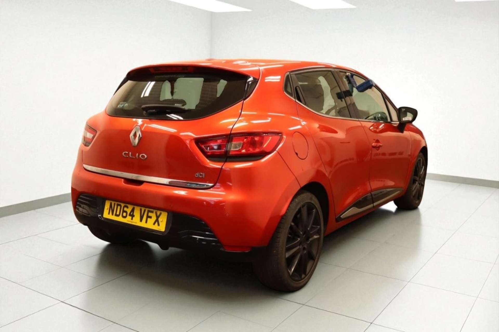 RENAULT CLIO 1.5 Clio Dynamique S MediaNav dCi Auto 5dr #9