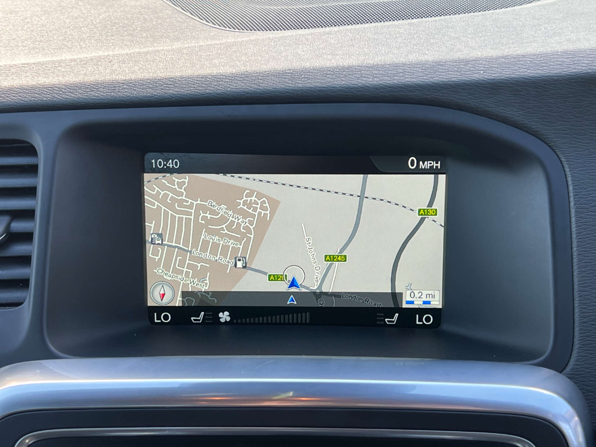 VOLVO V60 2.0 V60 SE Luxury Nav D3 5dr #19
