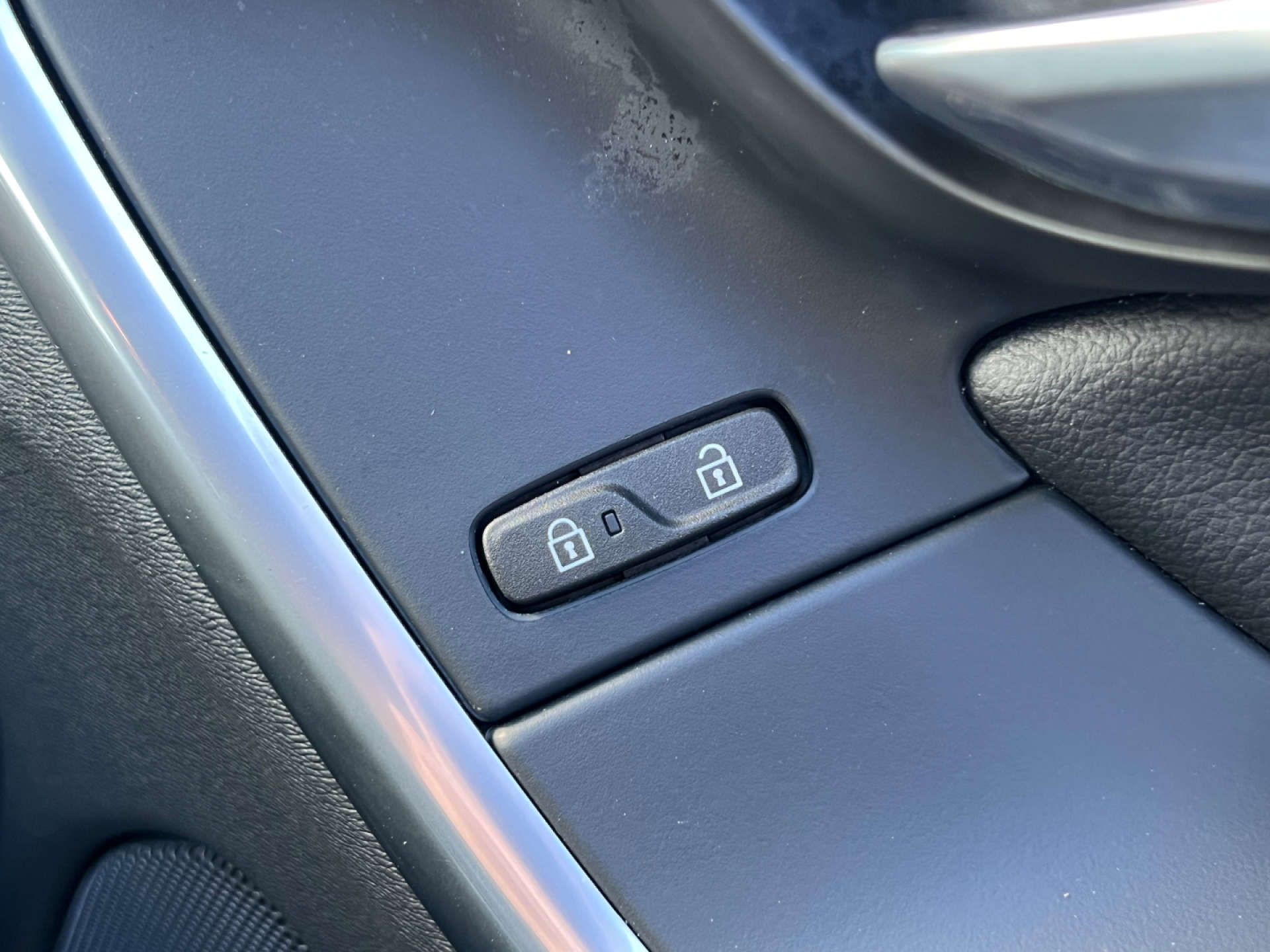 VOLVO V60 2.0 V60 SE Luxury Nav D3 5dr #27