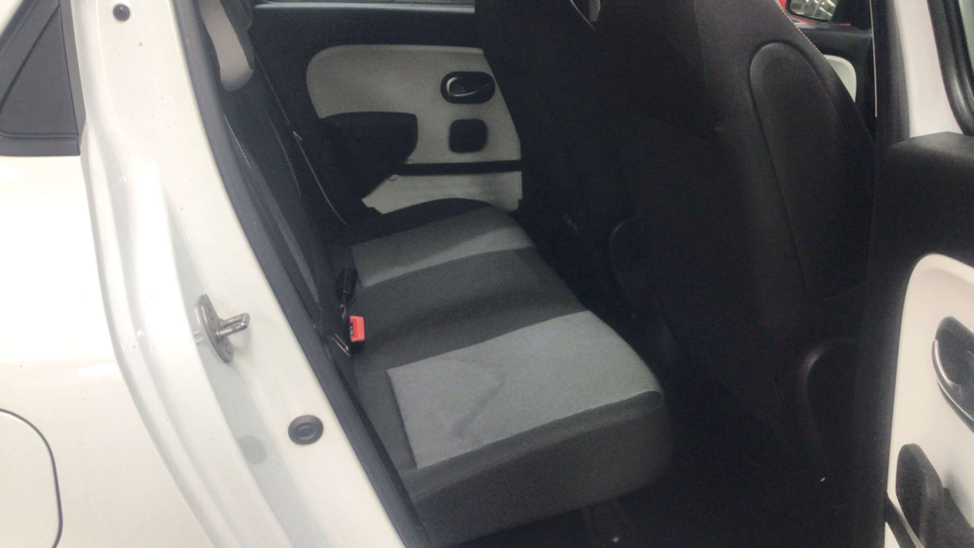 RENAULT TWINGO 1.0 Twingo Dynamique SCe S/S 5dr #3