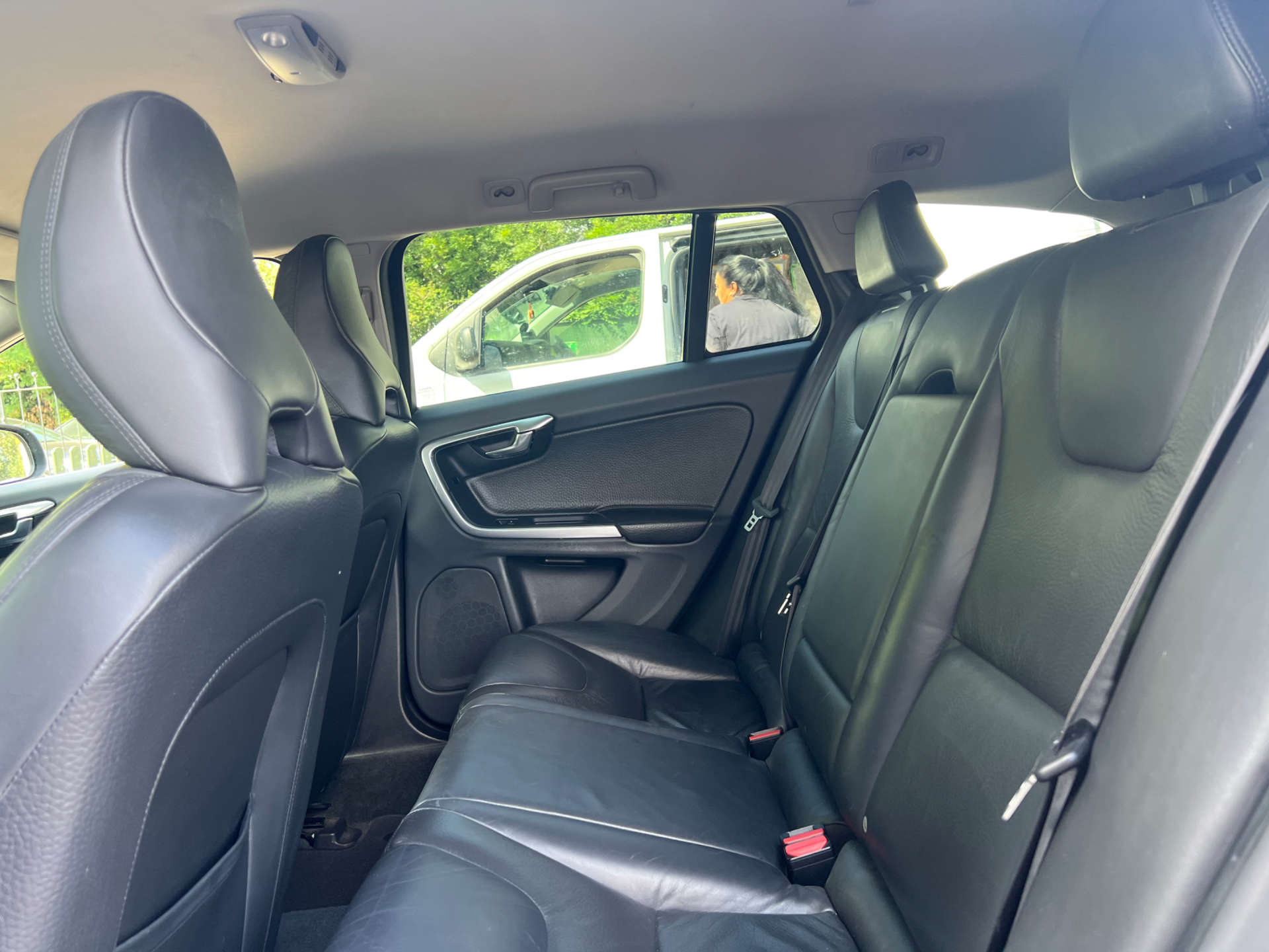 VOLVO V60 2.4 V60 SE Luxury D5 Auto 5dr #12