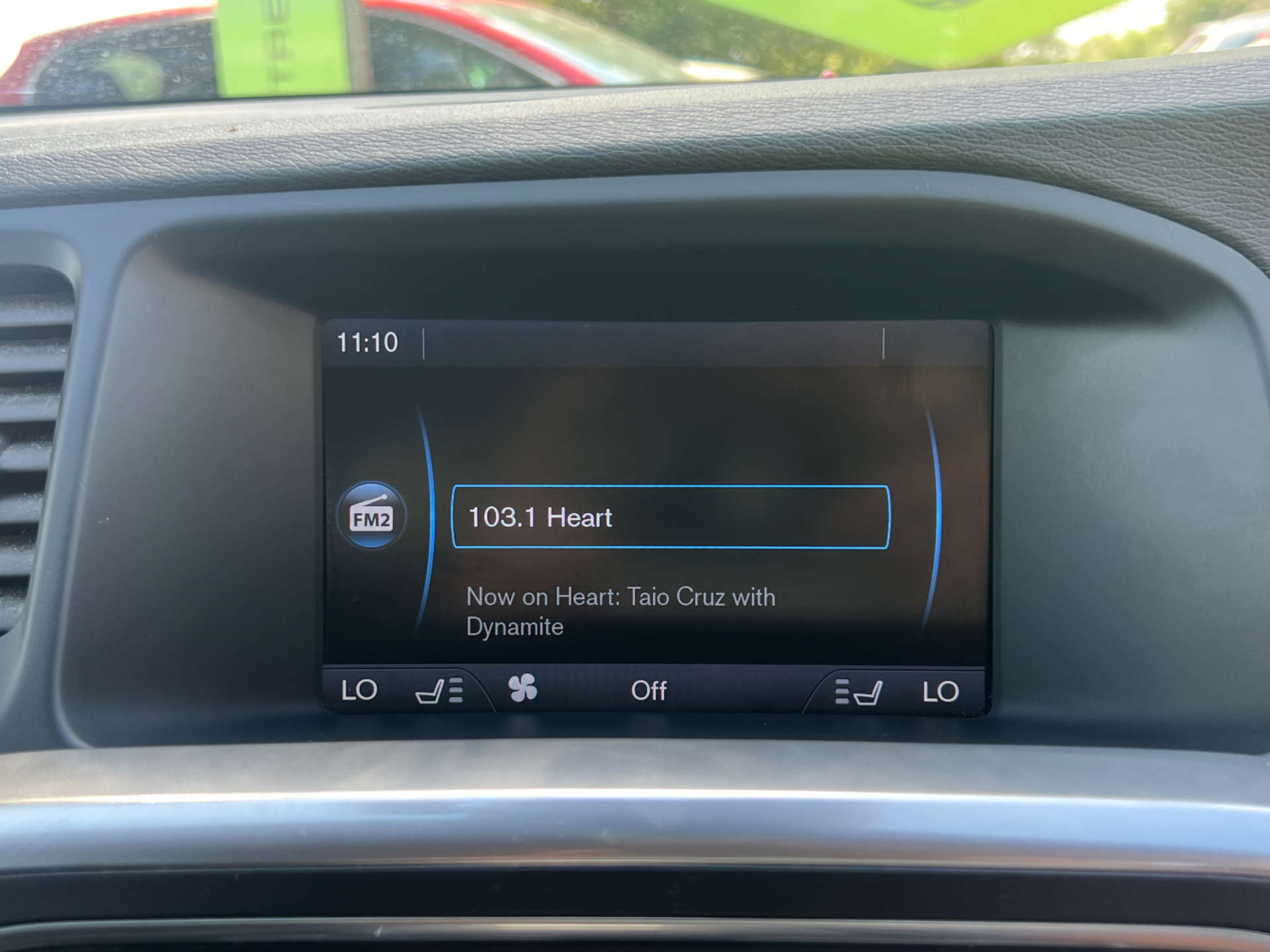 VOLVO V60 2.4 V60 SE Luxury D5 Auto 5dr #13