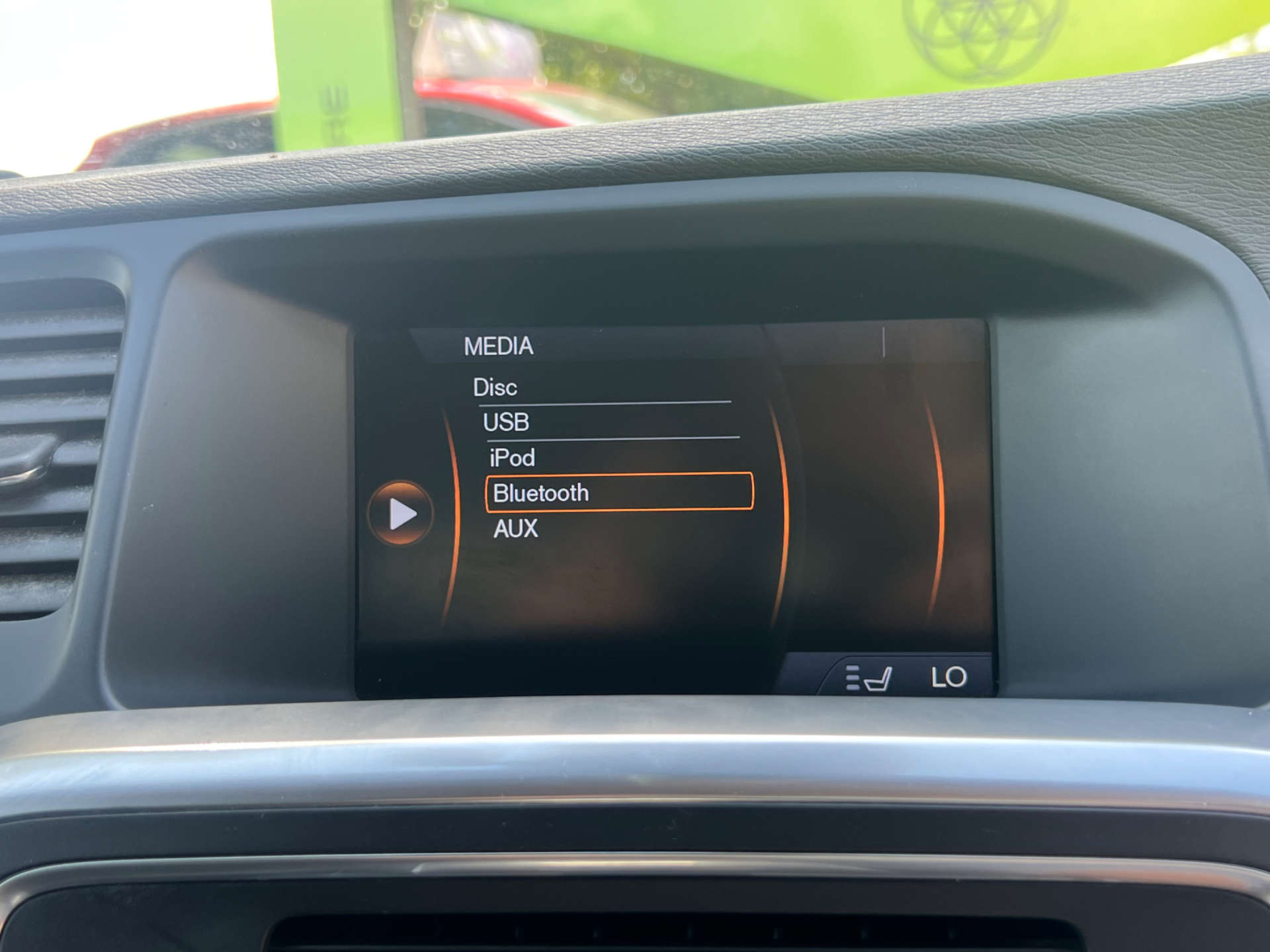VOLVO V60 2.4 V60 SE Luxury D5 Auto 5dr #17