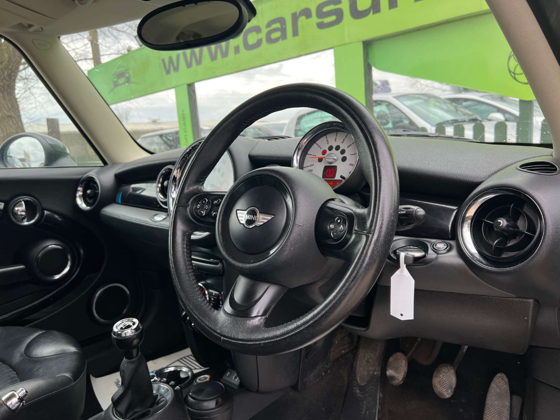 MINI HATCH 1.6 Cooper Bayswater 3dr #1
