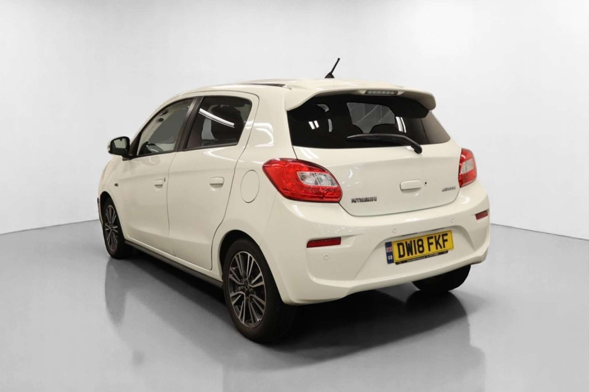 MITSUBISHI MIRAGE 1.2 Mirage Juro 5dr #8