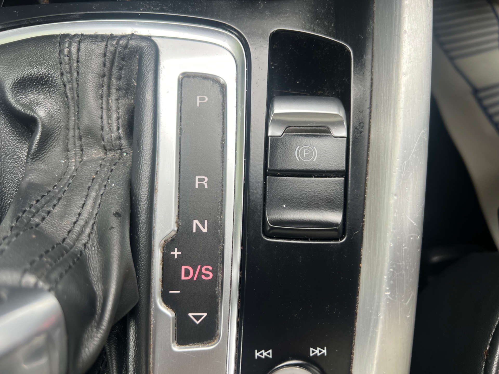 AUDI Q5 2.0 Q5 S Line+ TDI Quattro Auto 4WD 5dr #21