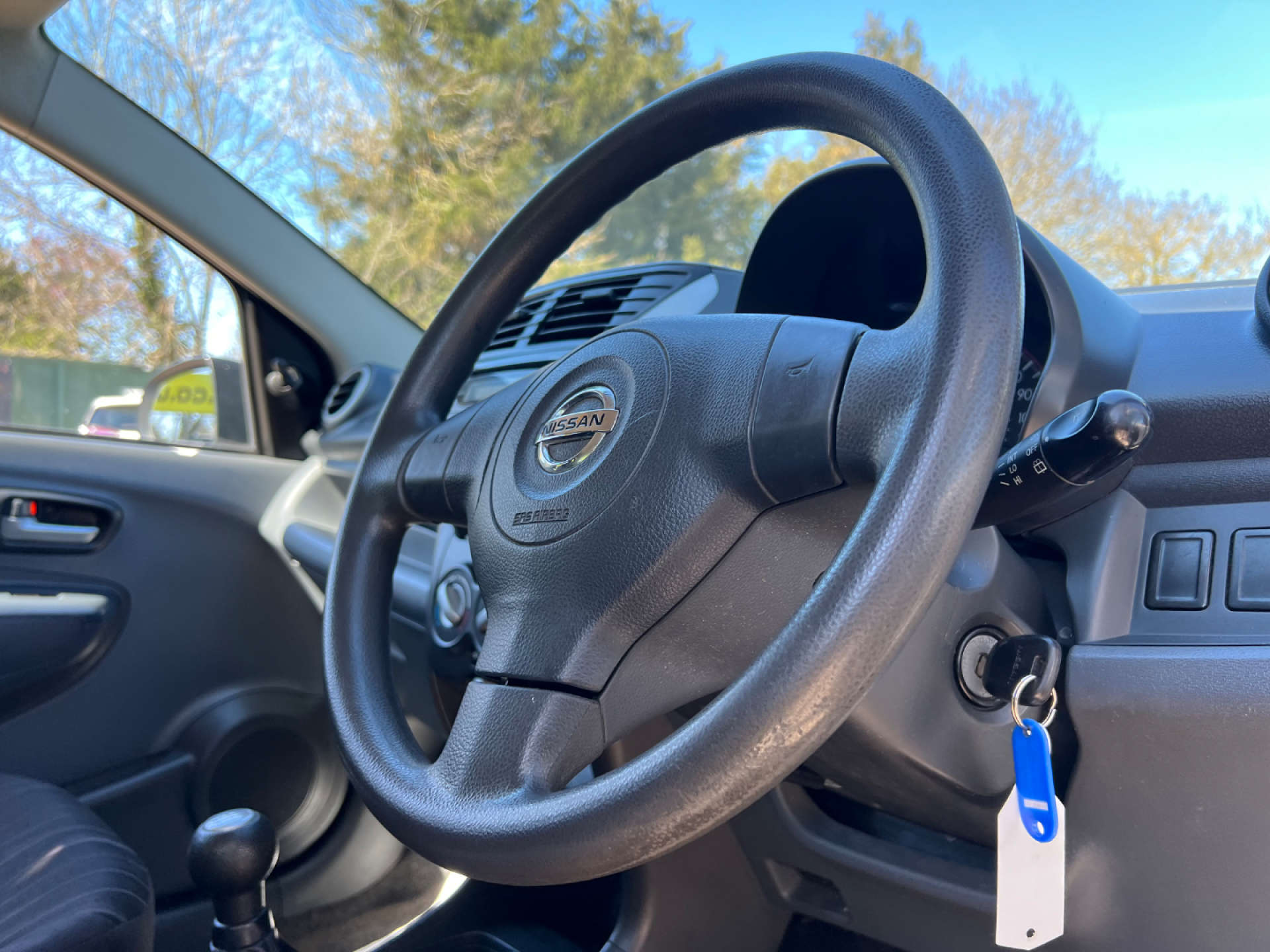 NISSAN PIXO 1.0 Pixo N-Tec 5dr #9
