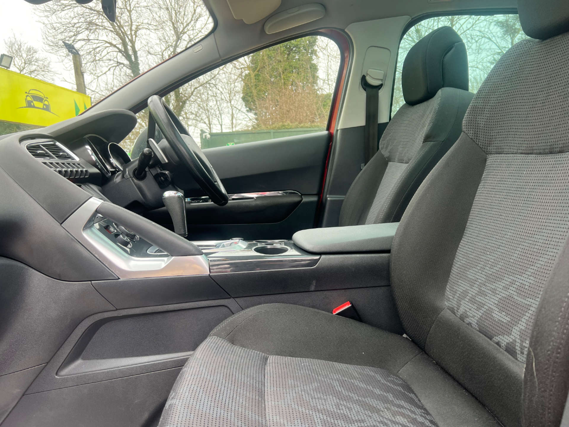 PEUGEOT 3008 1.6 3008 Exclusive HDi Semi-Auto 5dr #13