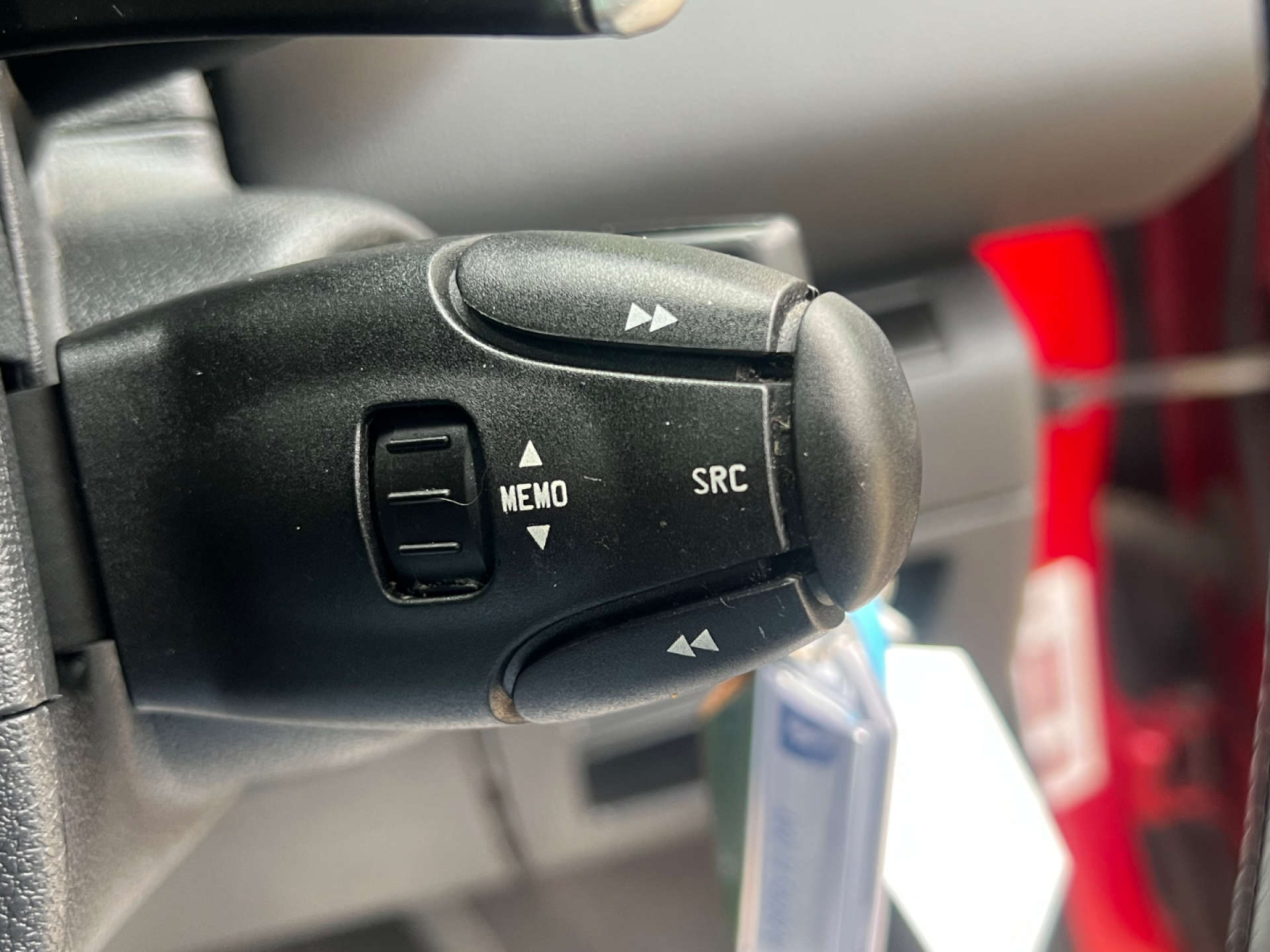 PEUGEOT 3008 1.6 3008 Exclusive HDi Semi-Auto 5dr #19