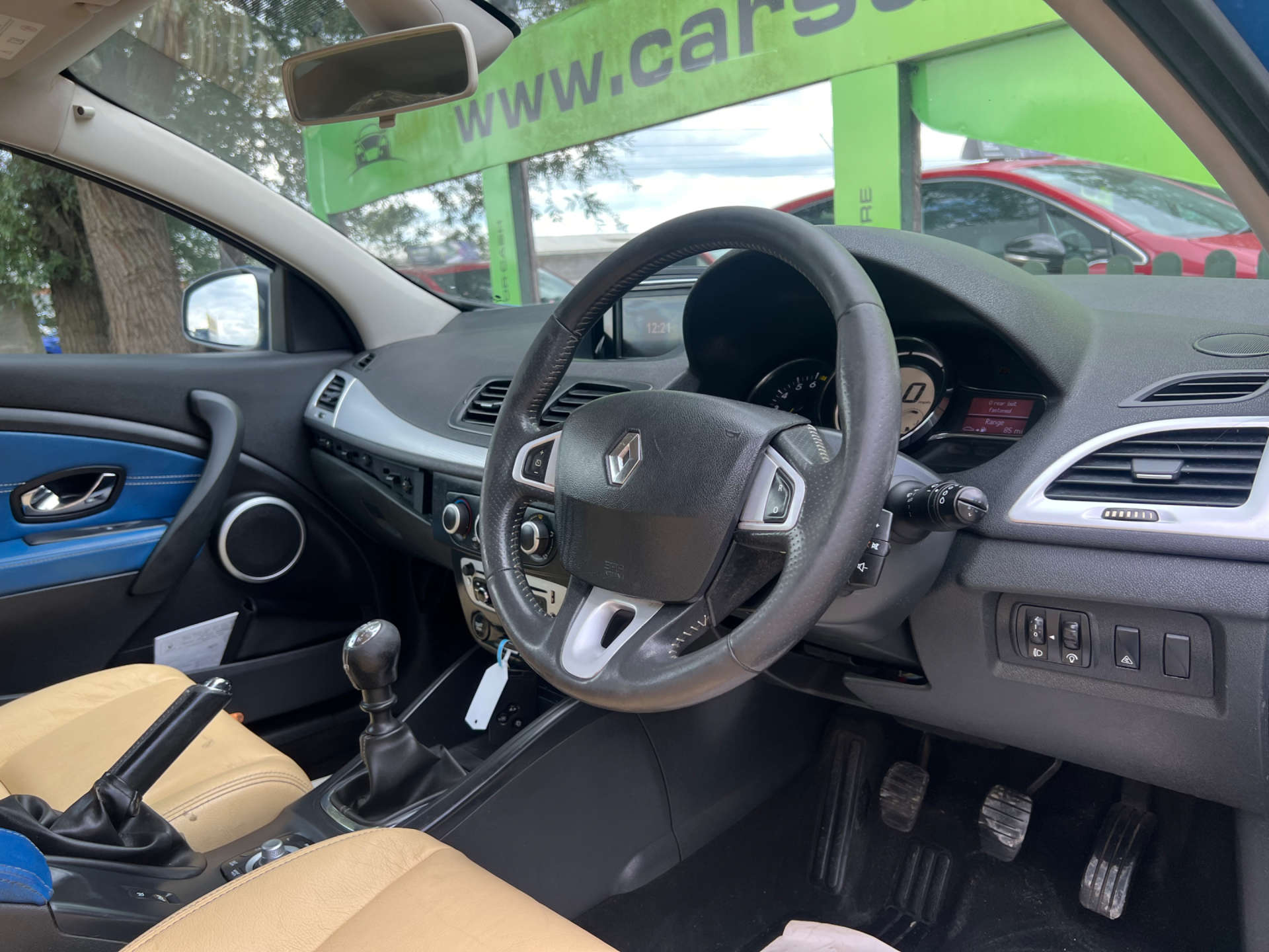 RENAULT MEGANE 1.6 Megane Dynamique TomTom VVT 3dr #1