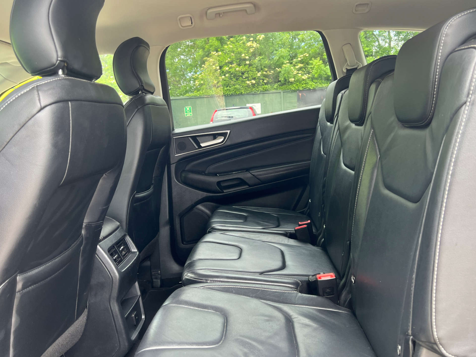 FORD S-MAX 2.0 S-Max Titanium Sport TDCi Auto 5dr #14
