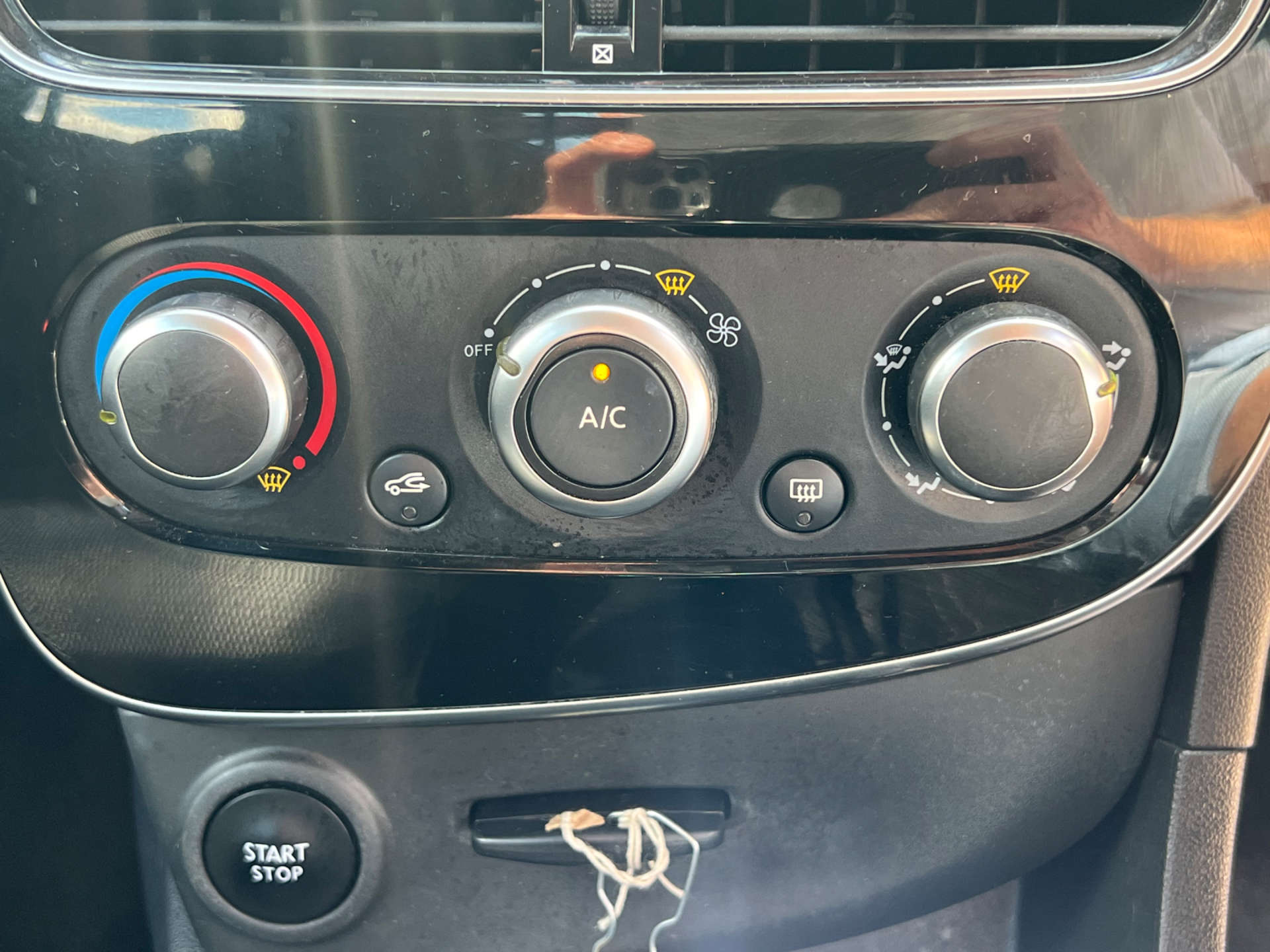 RENAULT CLIO 1.1 Clio Play 5dr #19
