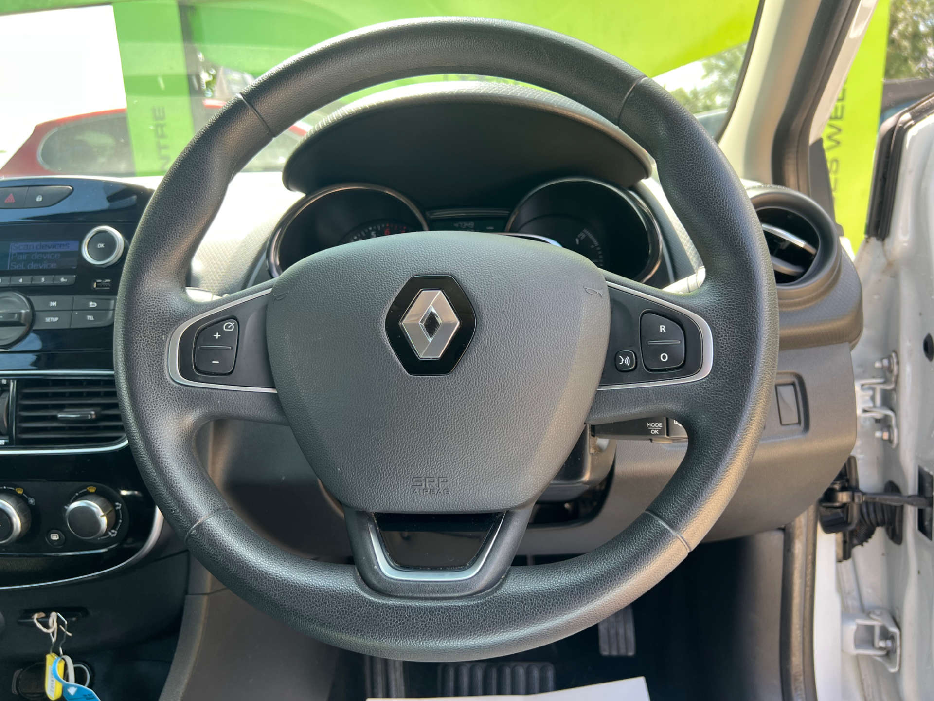 RENAULT CLIO 1.1 Clio Play 5dr #27