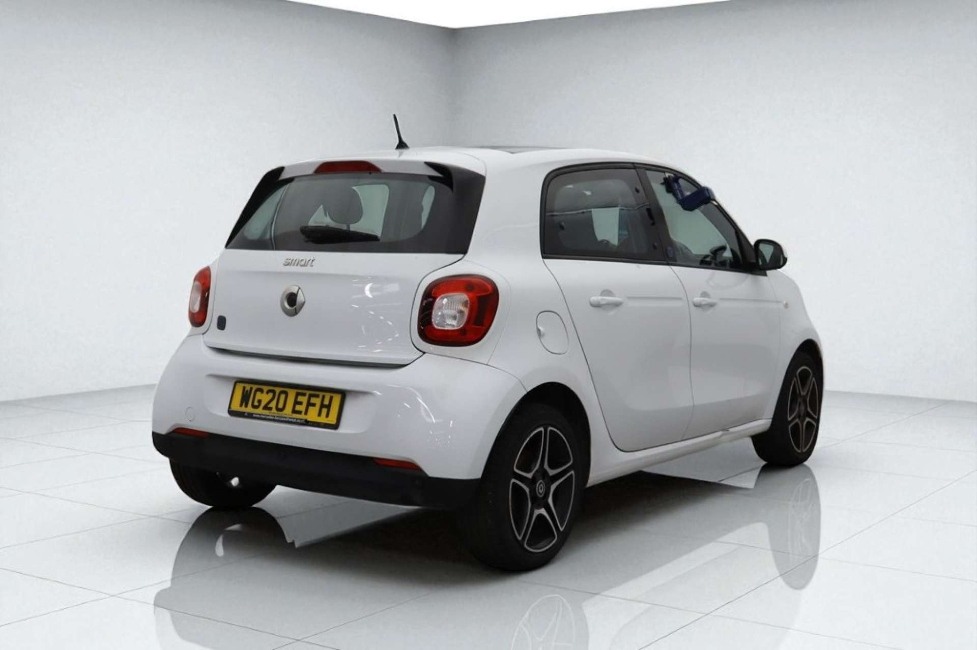SMART FORFOUR EQ forfour Pulse Premium 5dr #9