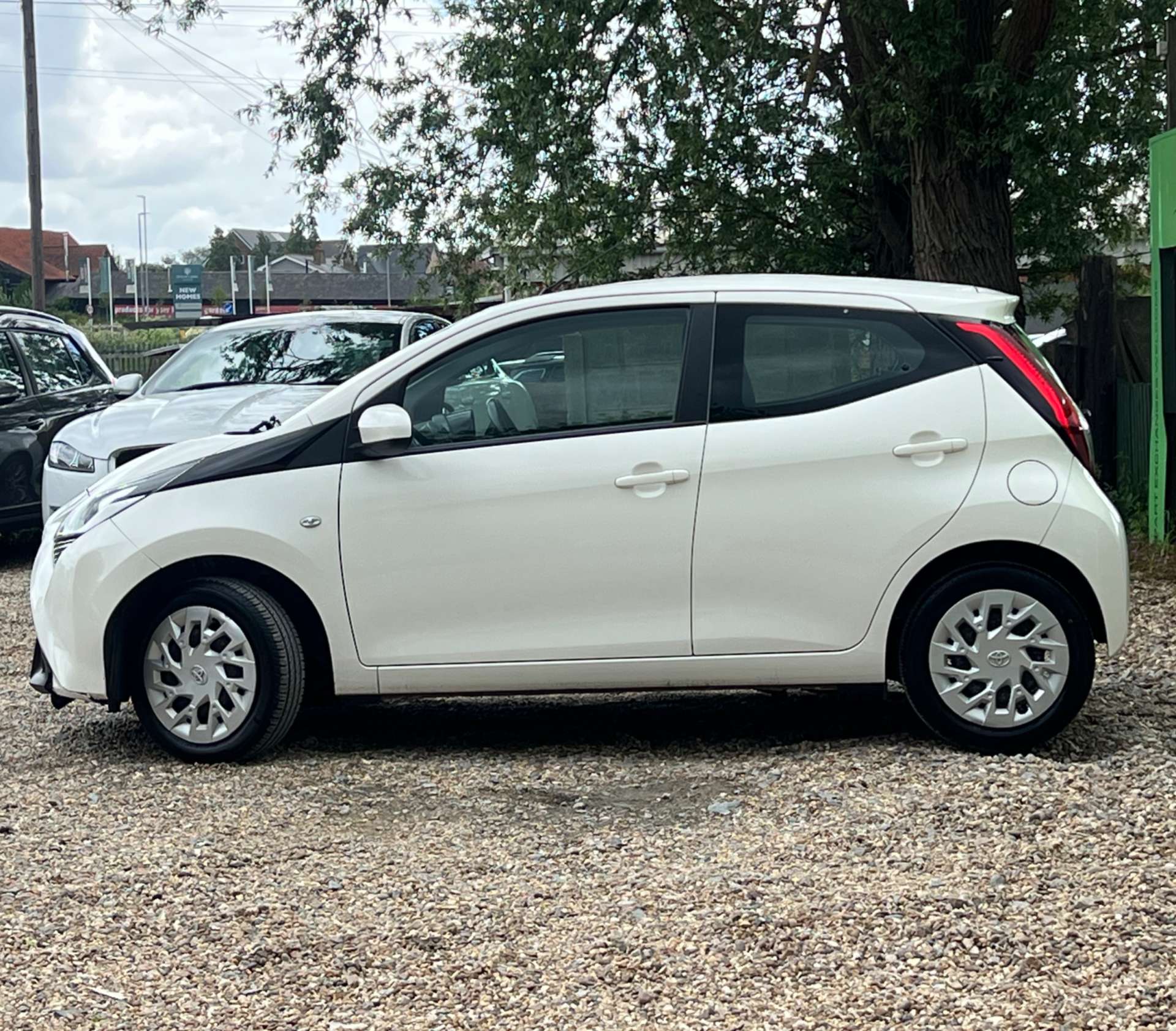 TOYOTA AYGO 1.0 Aygo X-Play VVT-i 5dr #5
