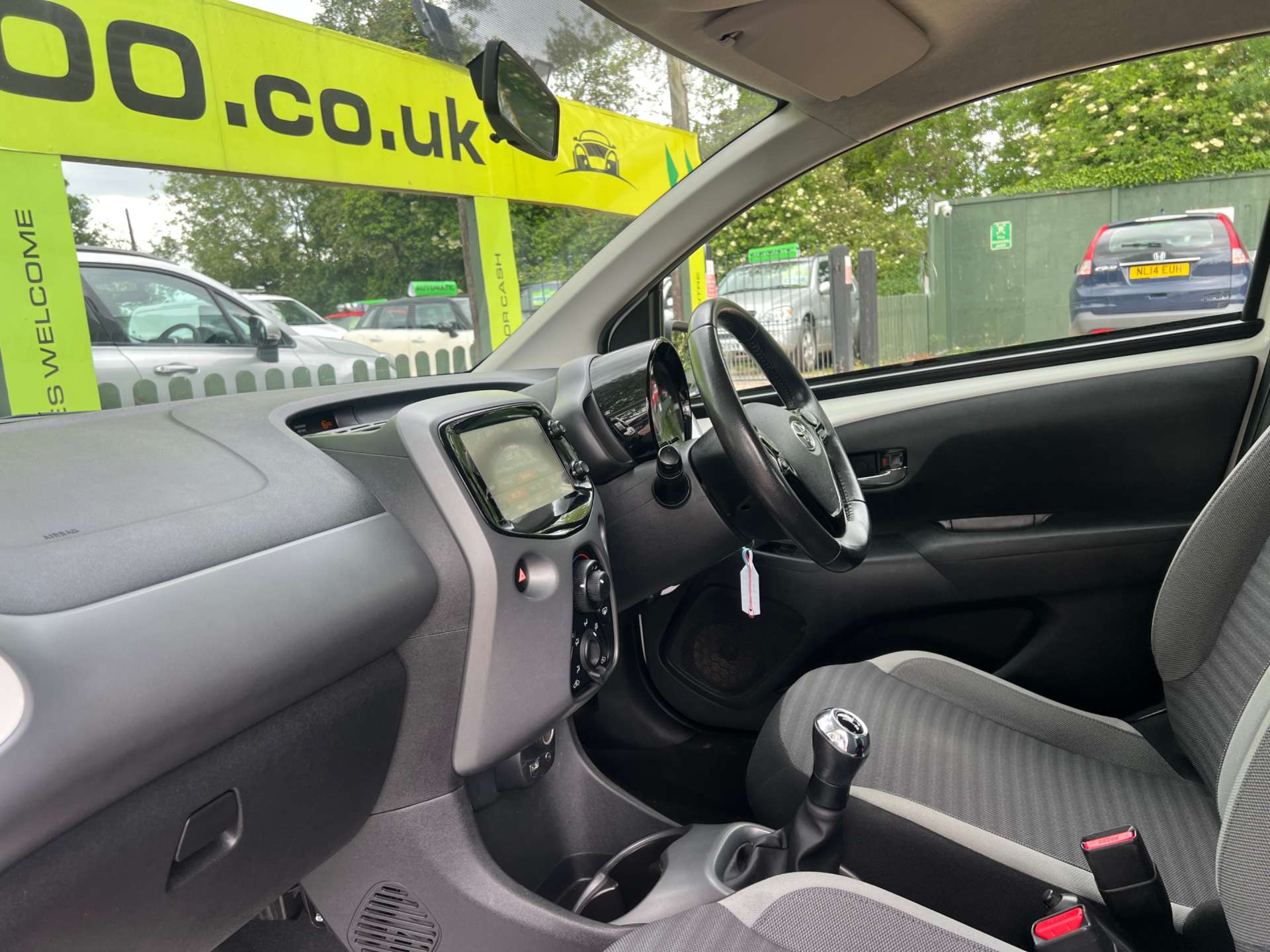 TOYOTA AYGO 1.0 Aygo X-Play VVT-i 5dr #16