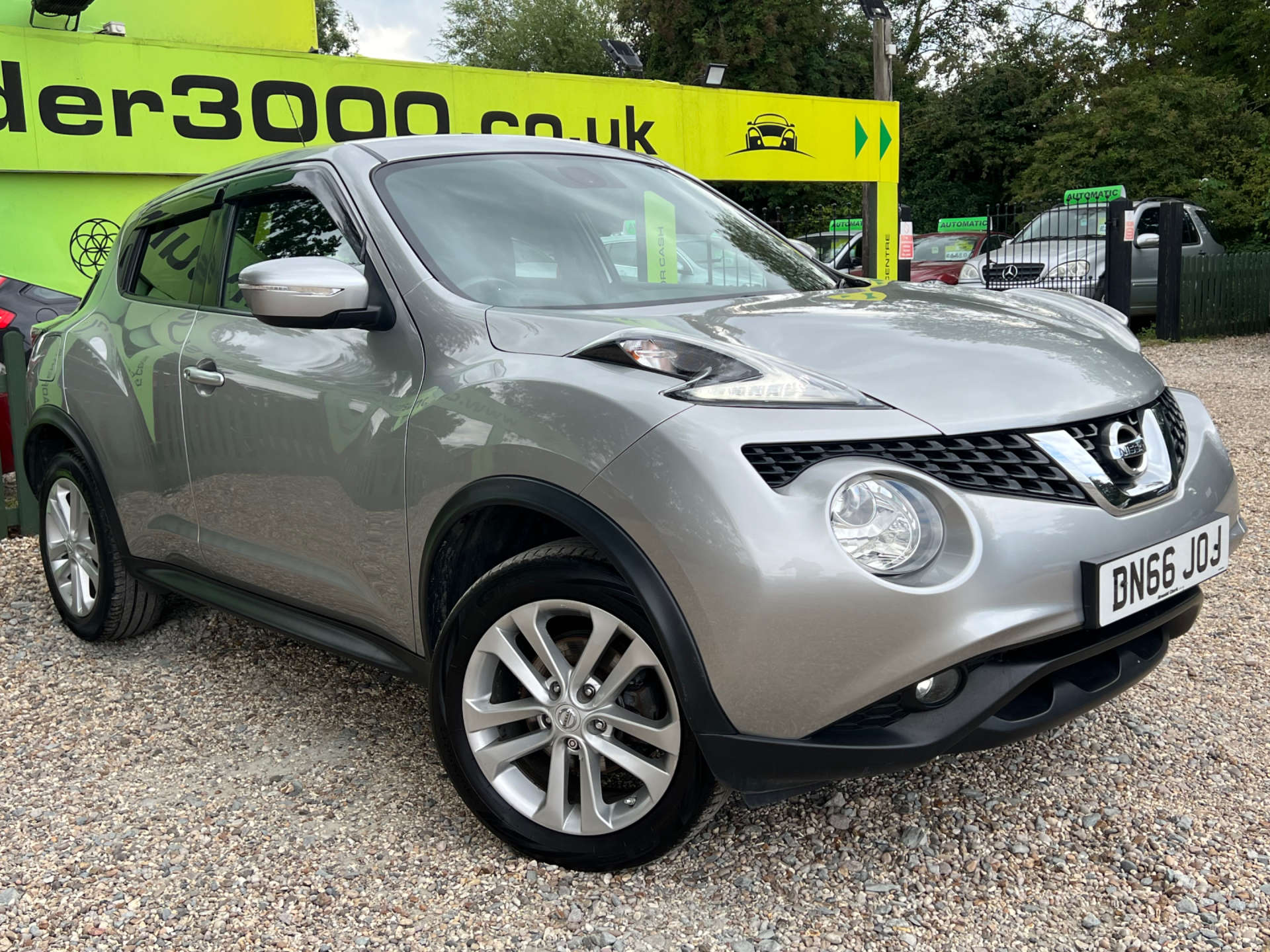 NISSAN JUKE 1.5 Juke N-Connecta dCi 5dr #3