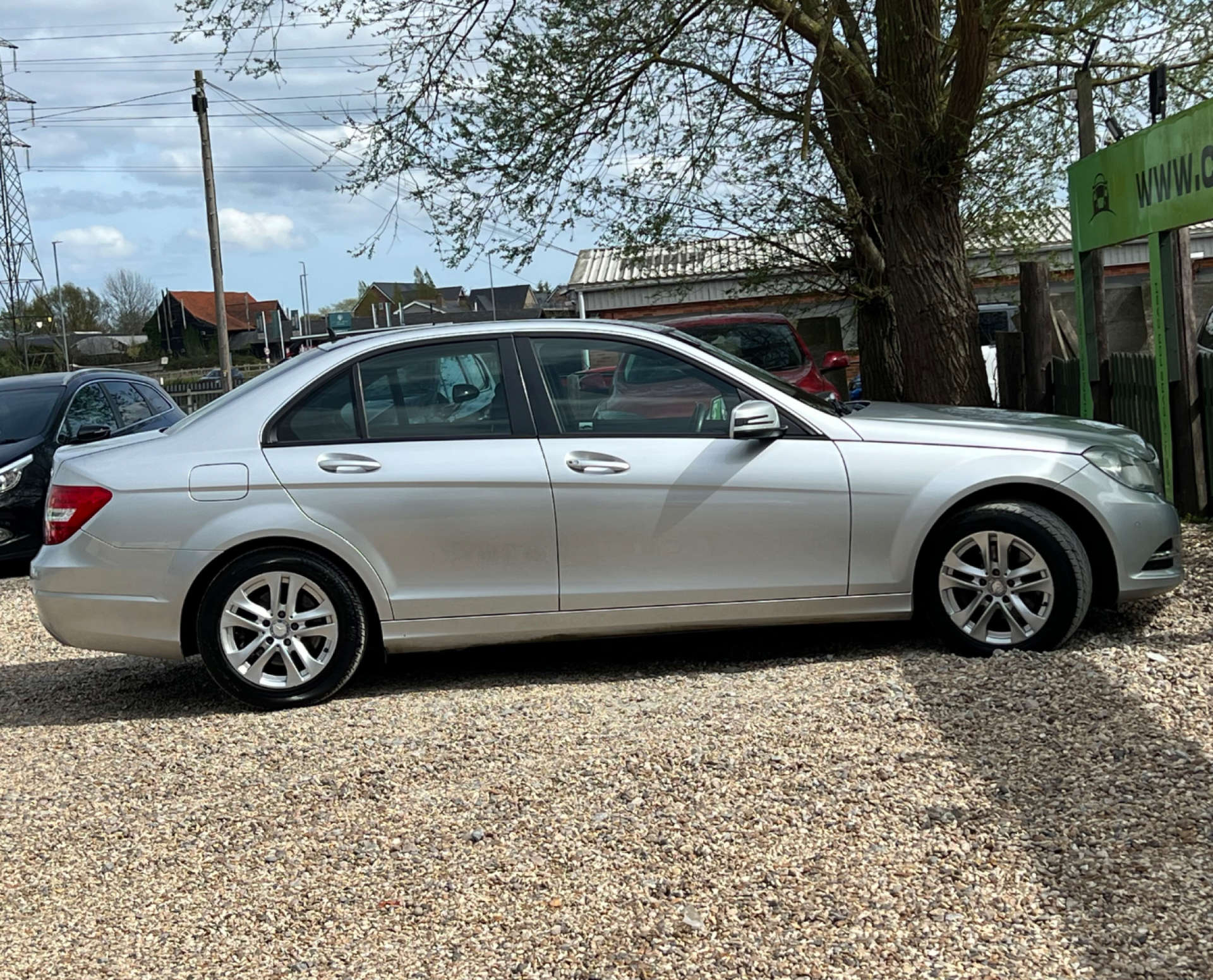 MERCEDES-BENZ C-CLASS 2.1 C220 Executive SE CDi BlueEfficiency Auto 4dr #8