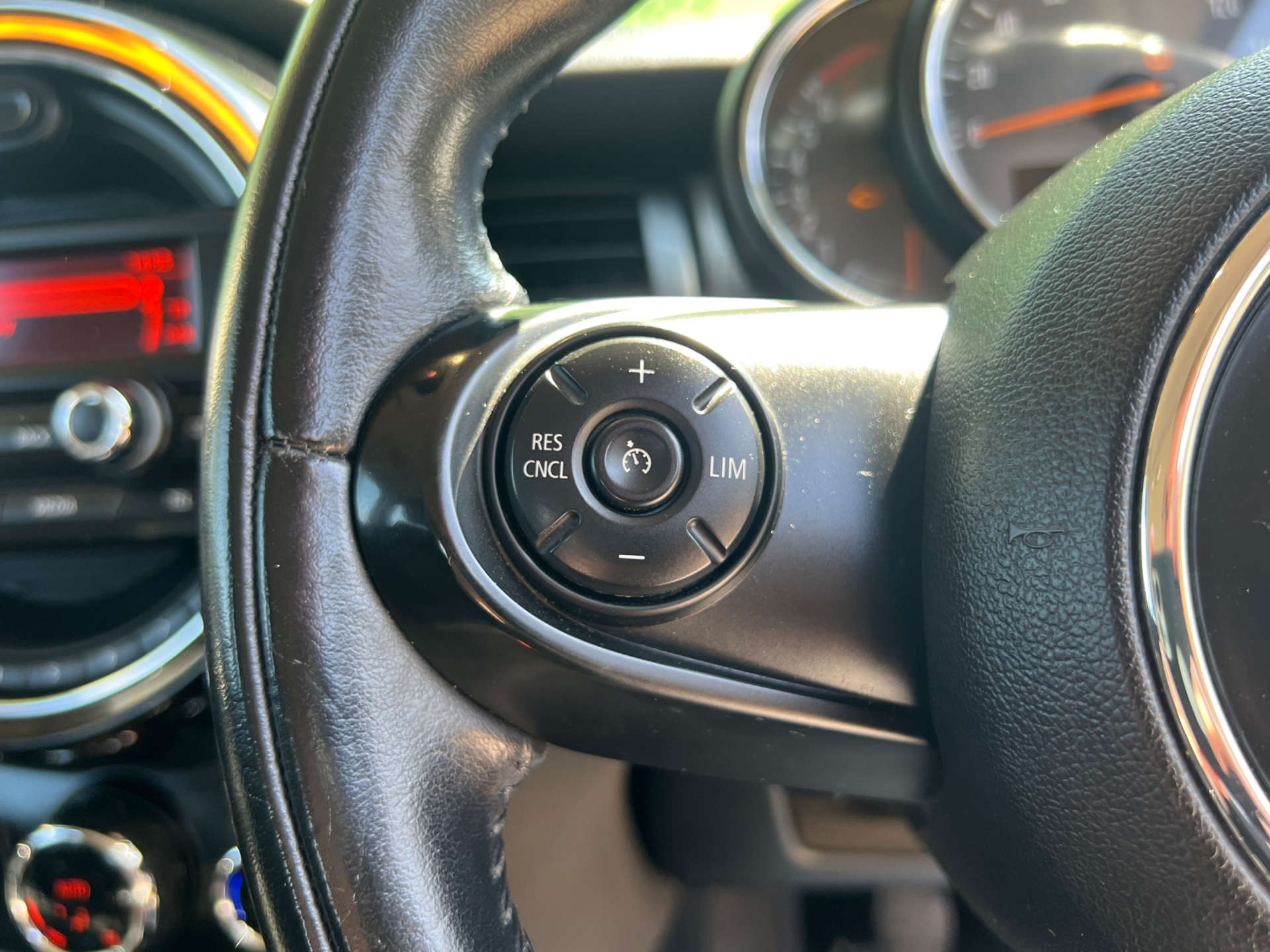 MINI HATCH 1.5 Cooper 5dr #24