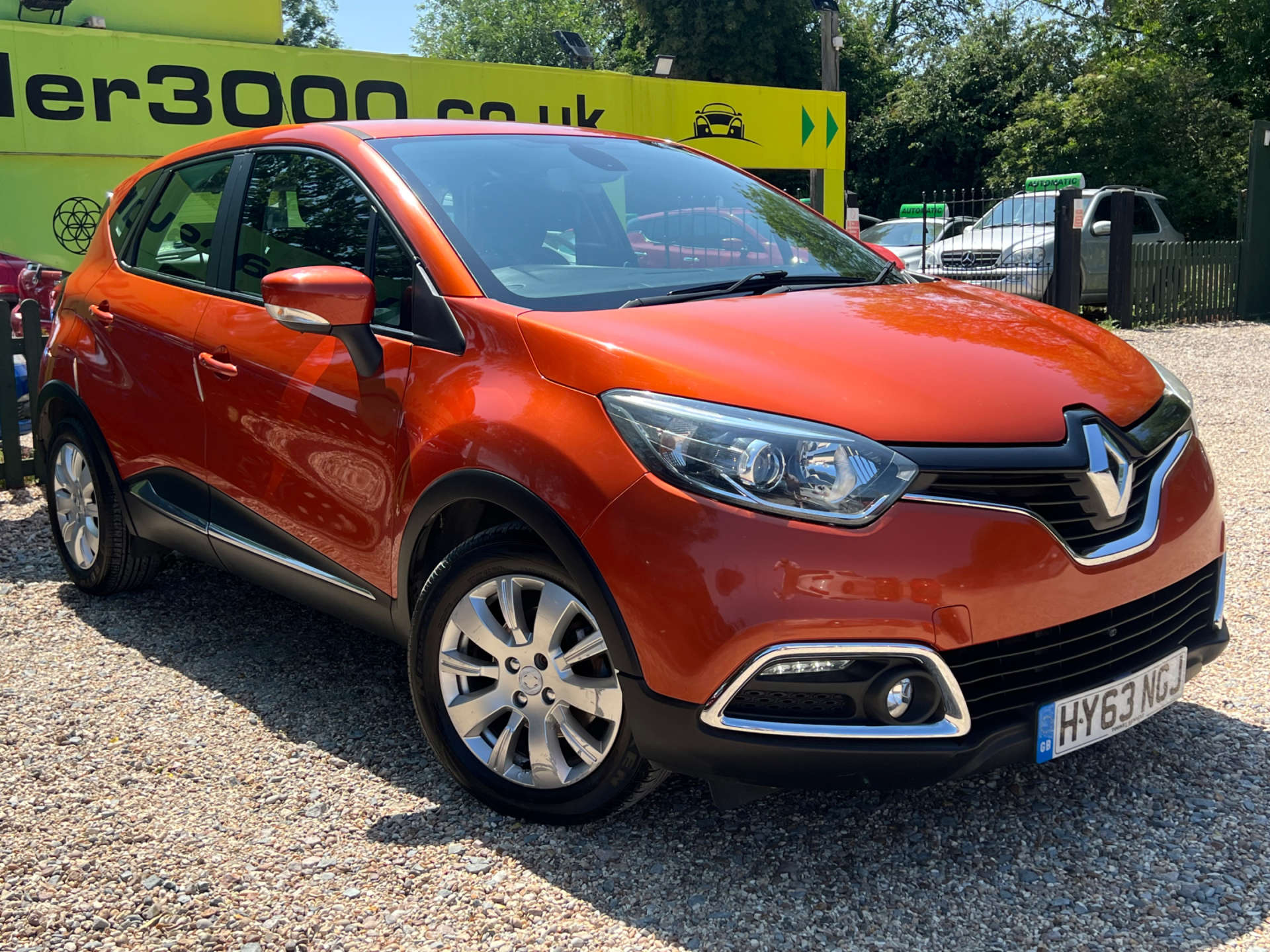 RENAULT CAPTUR 1.5 Captur Expression+ Convenience Energy dCi S/S 5dr #3