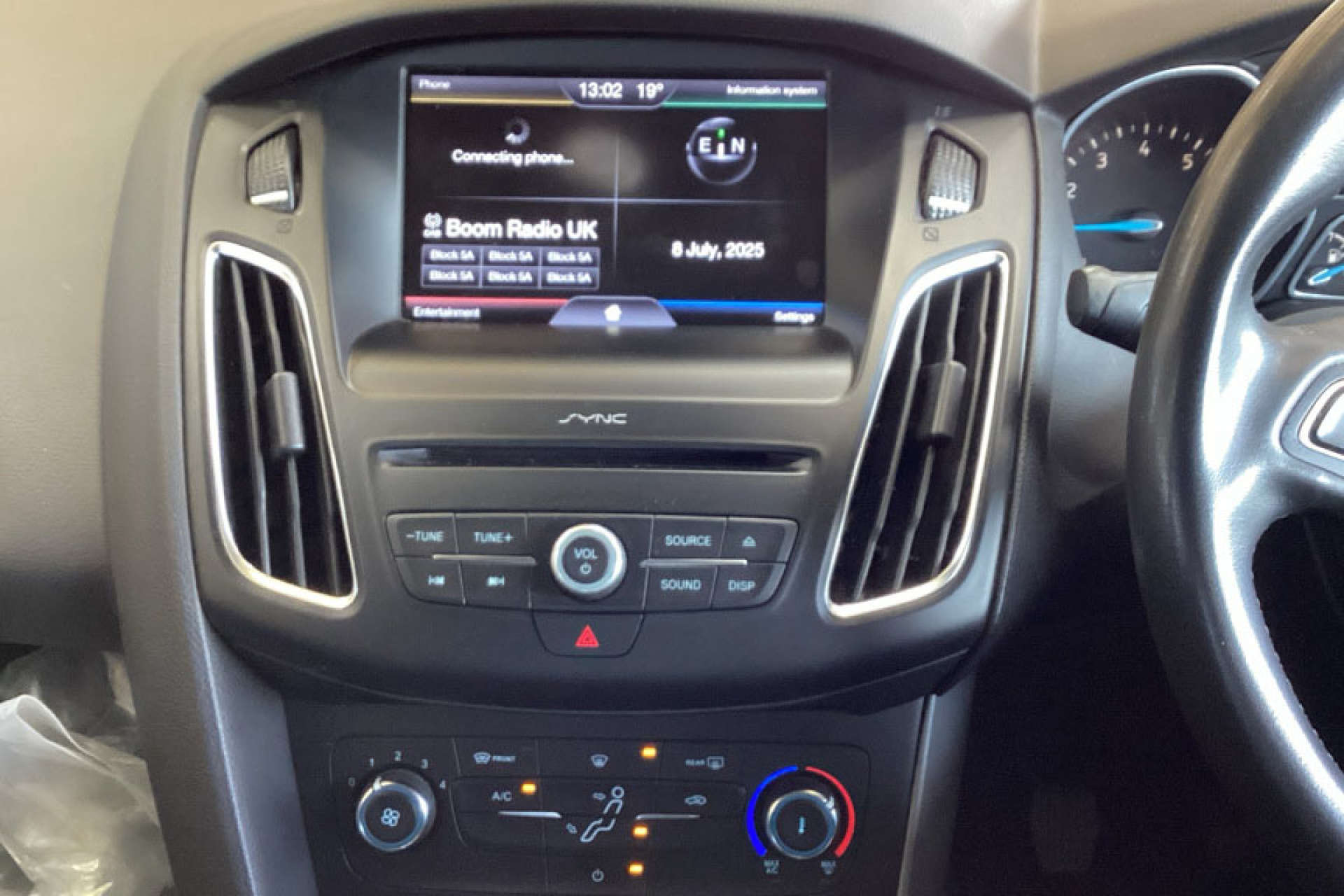FORD FOCUS 1.0 Focus Zetec 5dr #1