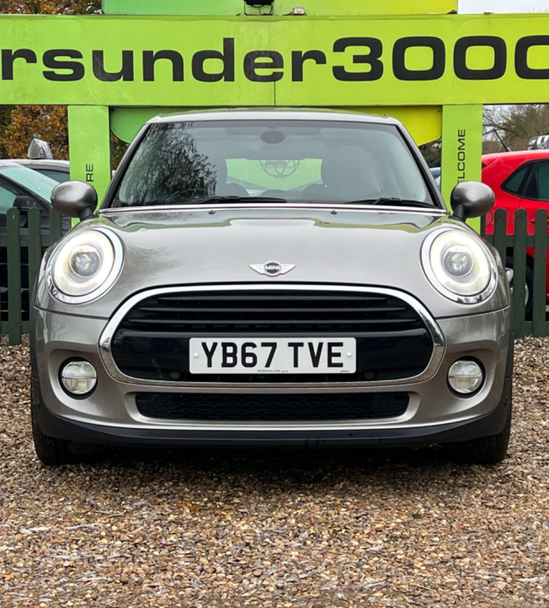 MINI HATCH 1.5 Cooper D 5dr #4