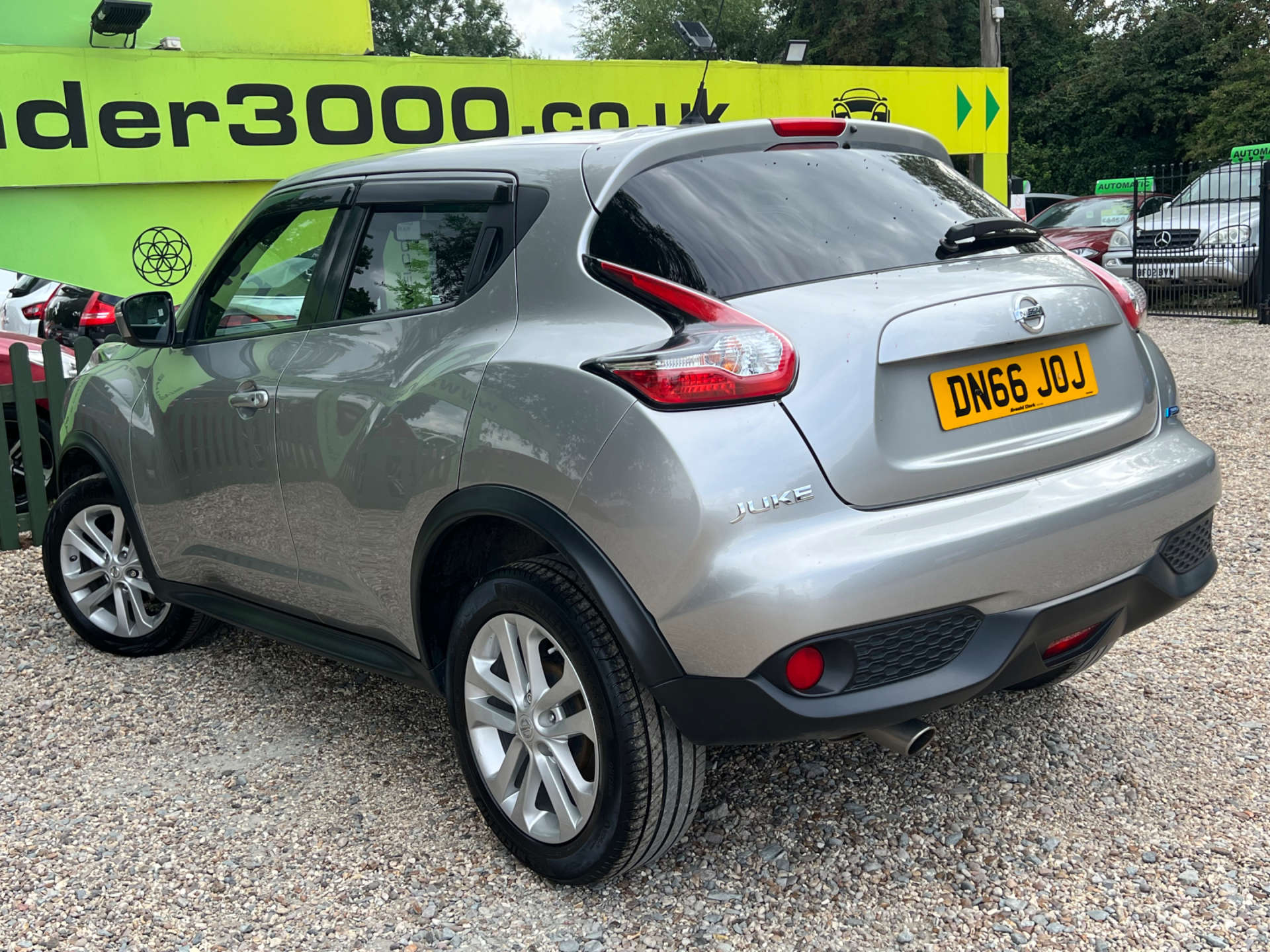 NISSAN JUKE 1.5 Juke N-Connecta dCi 5dr #6