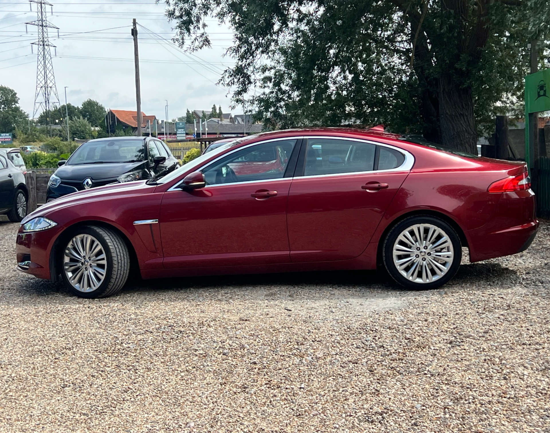 JAGUAR XF 2.2 XF Premium Luxury D Auto 4dr #5