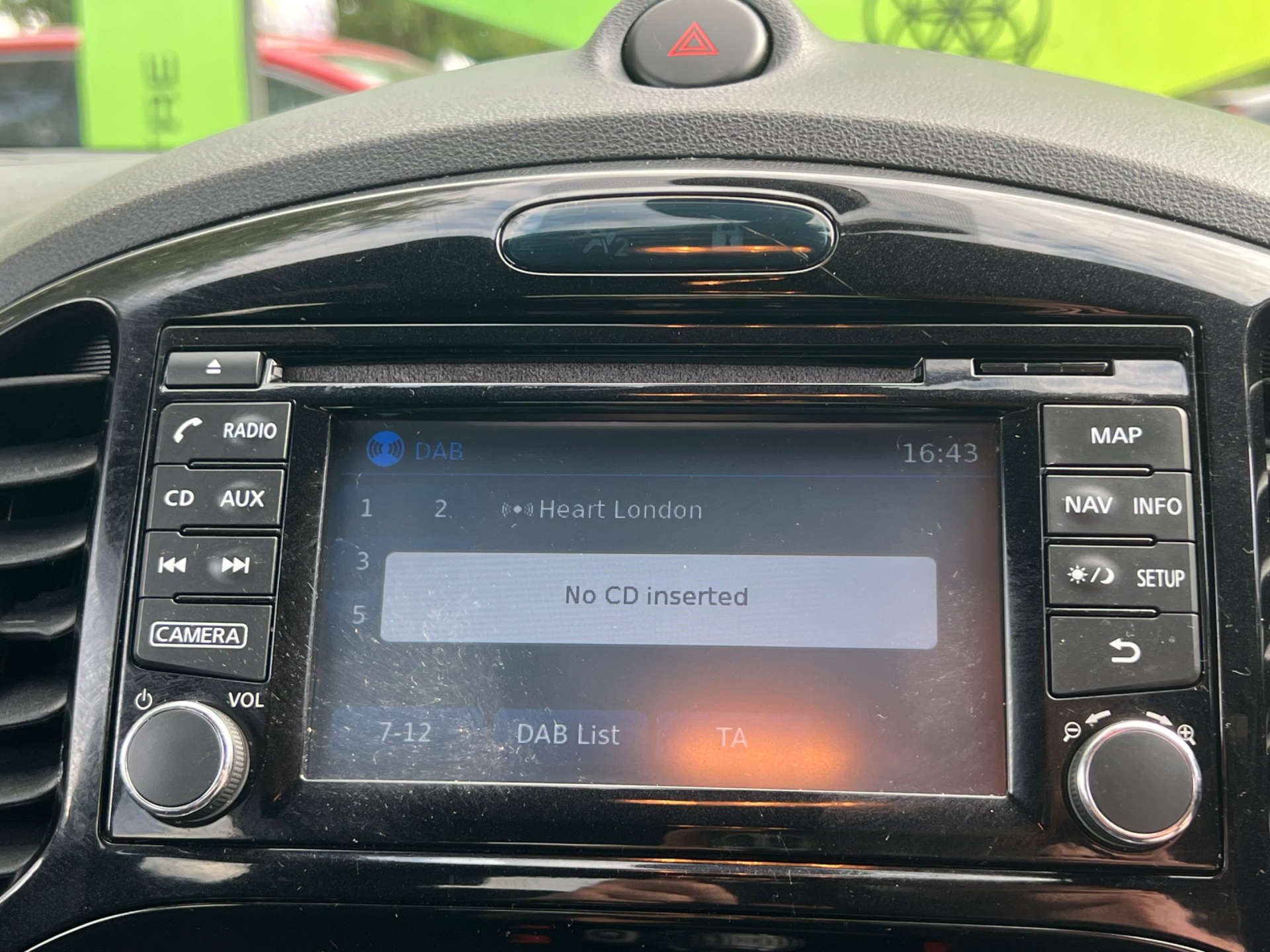 NISSAN JUKE 1.5 Juke N-Connecta dCi 5dr #16